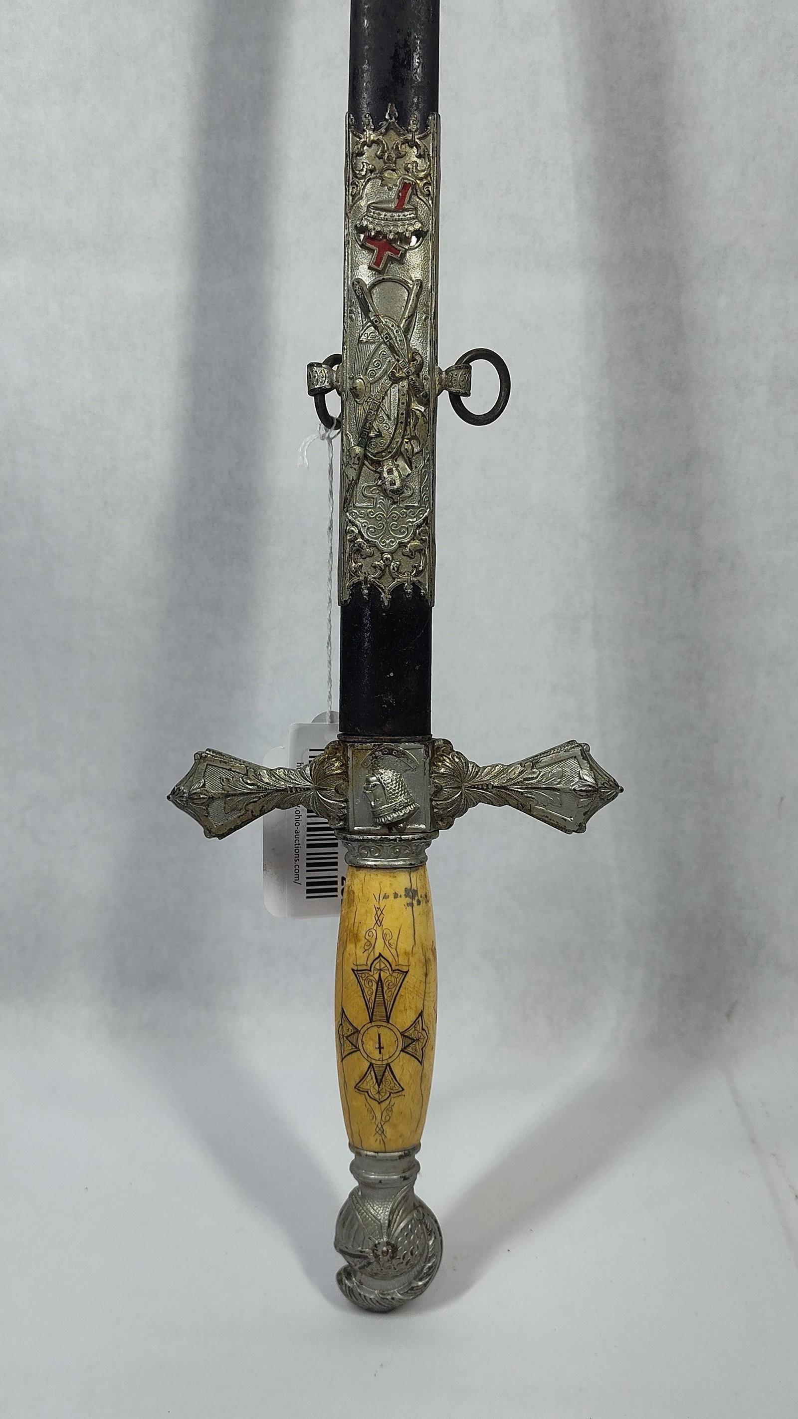 Masonic Knights Templar Fraternal Ceremonial Sword and Scabbard, Late 19th to Early 20th Century (1 of 9)