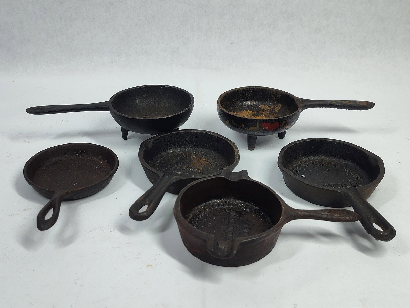 Miniature Cast Iron Advertising Skillets and Spiders (1 of 12)