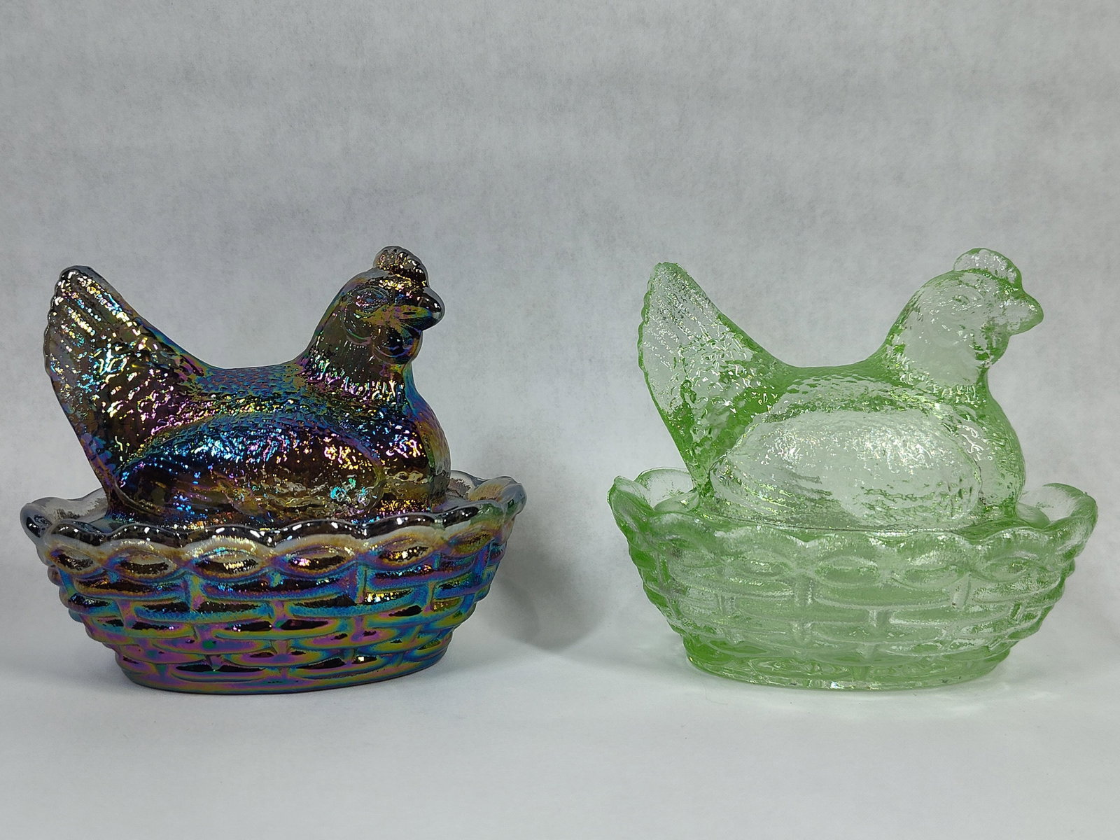 A Pair of Glass Hen on Nest Covered Dishes Including L.E. Smith Carnival Glass (1 of 4)