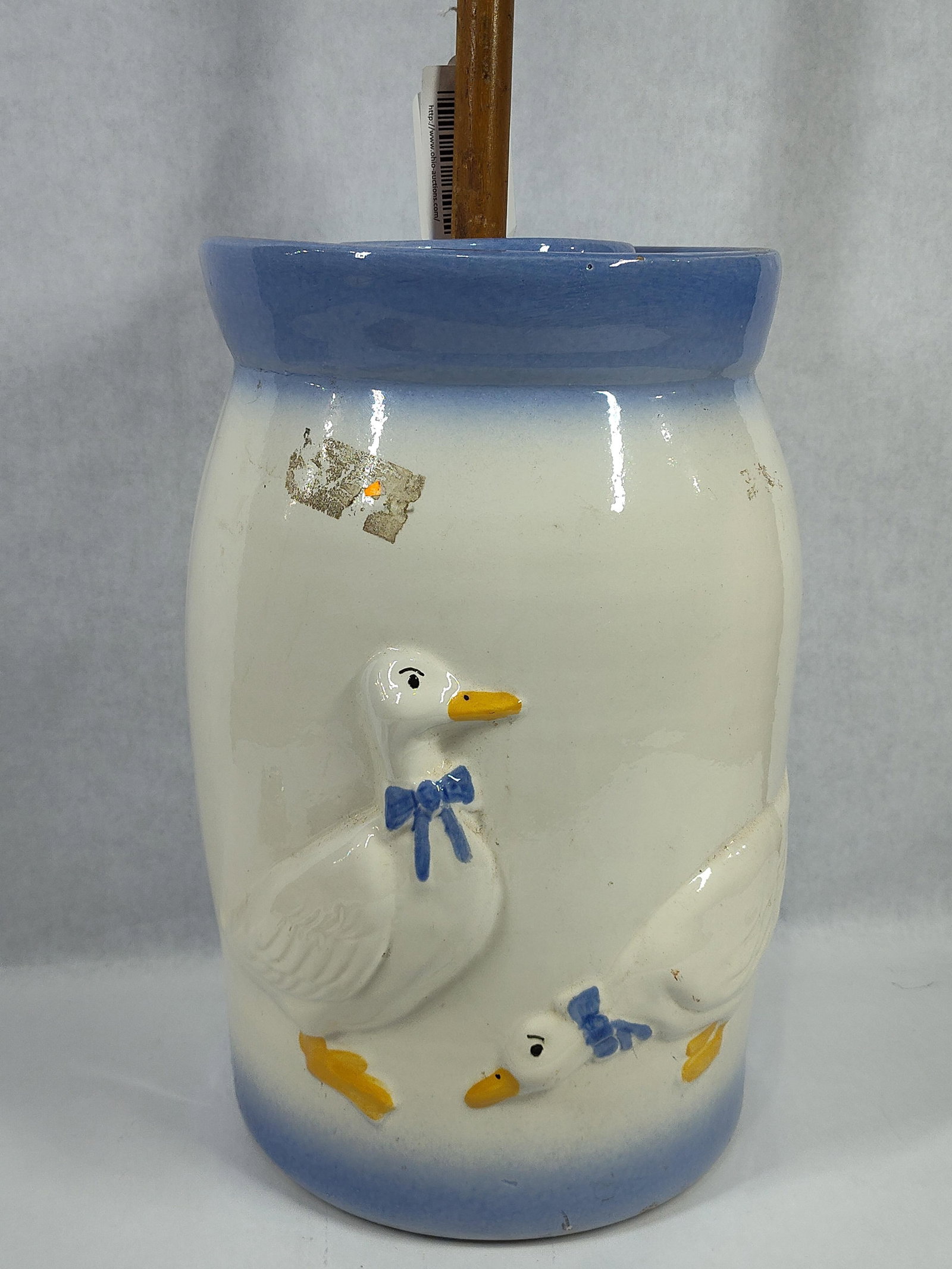 Decorative Ceramic Butter Churn with Country Geese Relief (1 of 6)