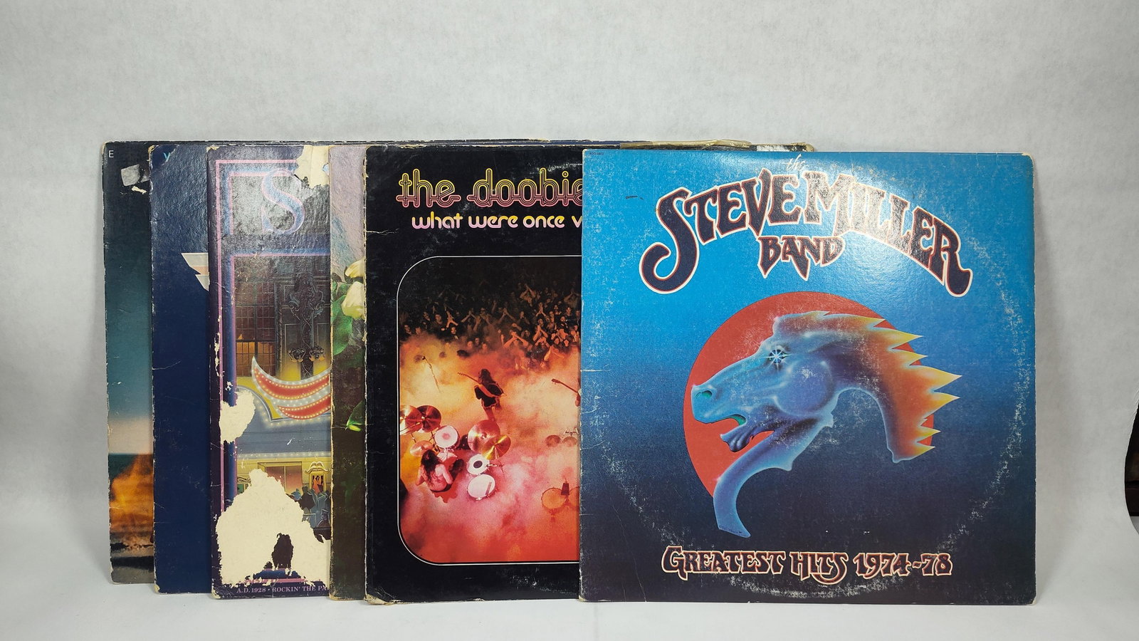 Classic Rock Vinyl LP Records and aAtari 2600 Game Console Box (1 of 12)