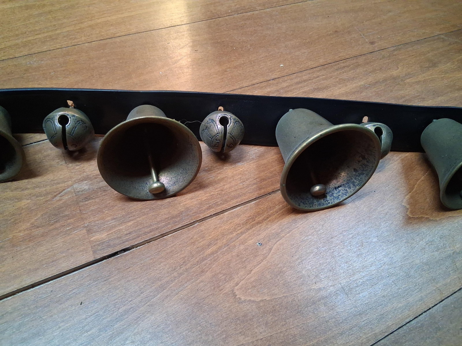 Brass Harness Sleigh Bells - 4