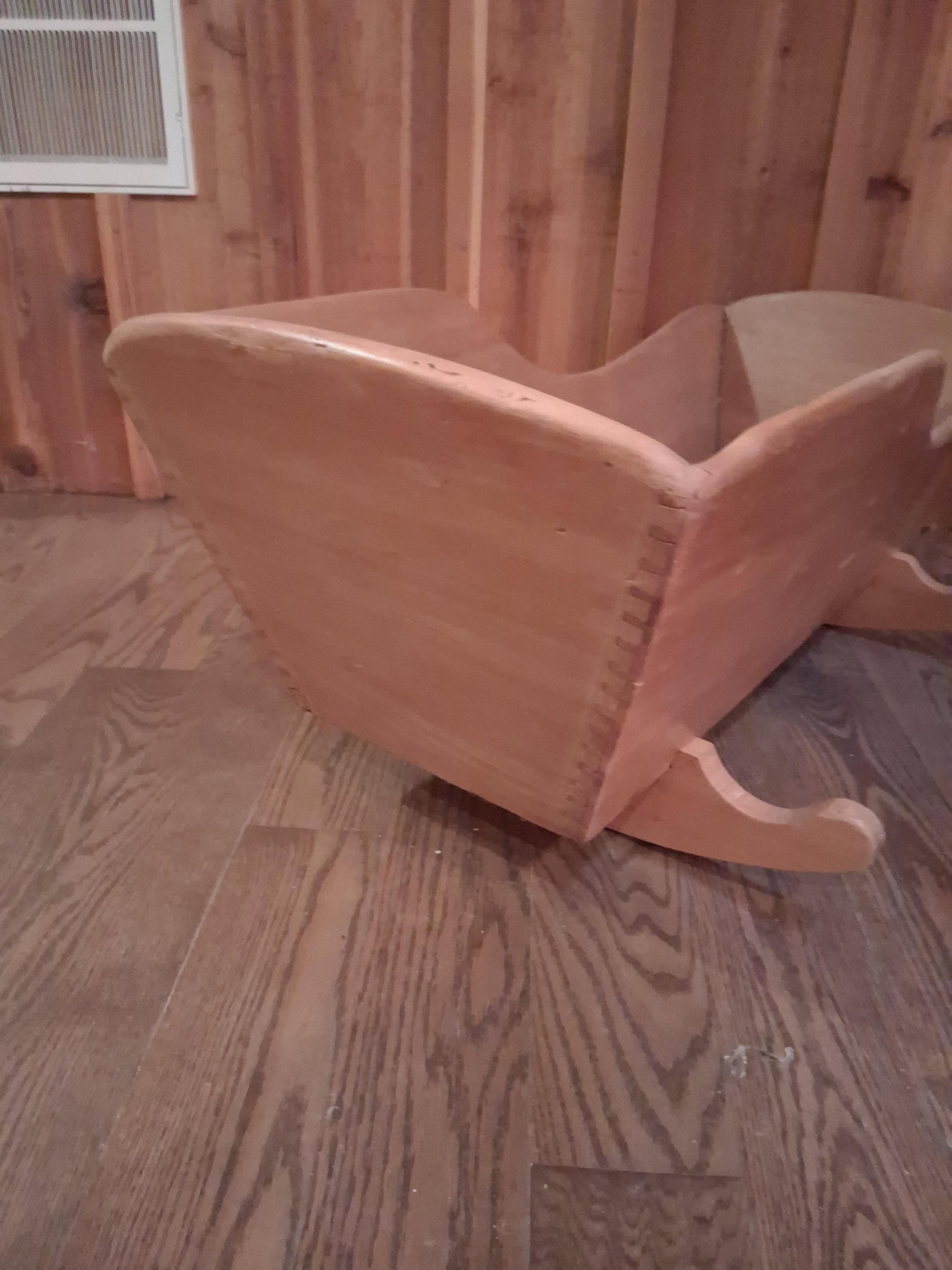 Early American Primitive Pine Sleigh Cradle - 4