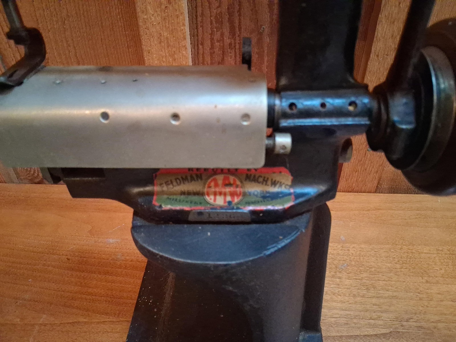 Feldman Millinery Cylinder Bed Sewing Machine - 3