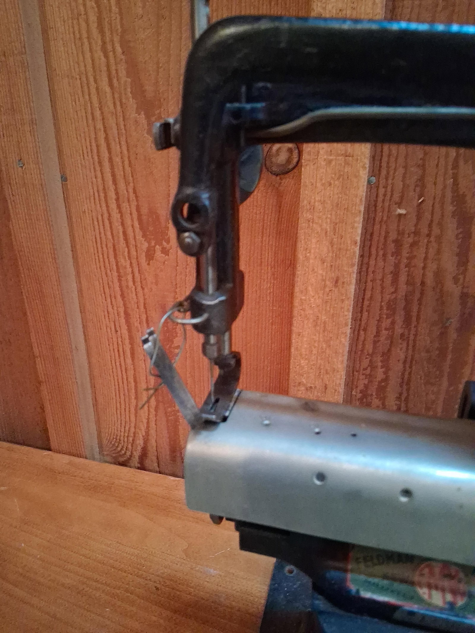 Feldman Millinery Cylinder Bed Sewing Machine - 5