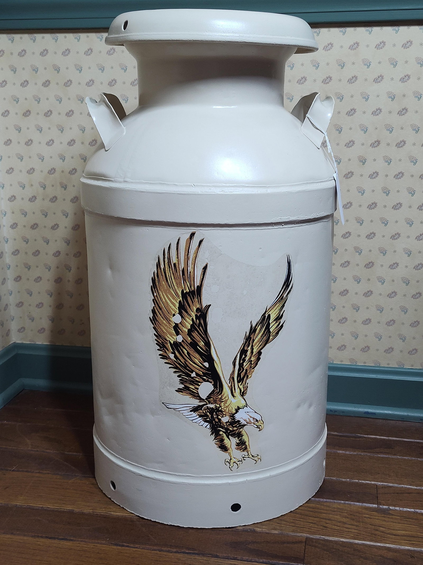 Erie Crawford Dairy Co-Op Milk Can w/ Eagle Decal (1 of 5)