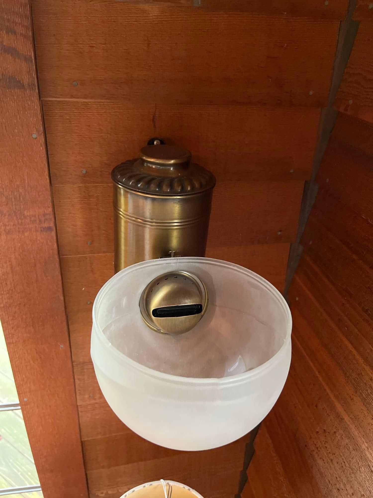 Attributed Angle Lamp Co. Late 19th C. Wall Sconce - 3