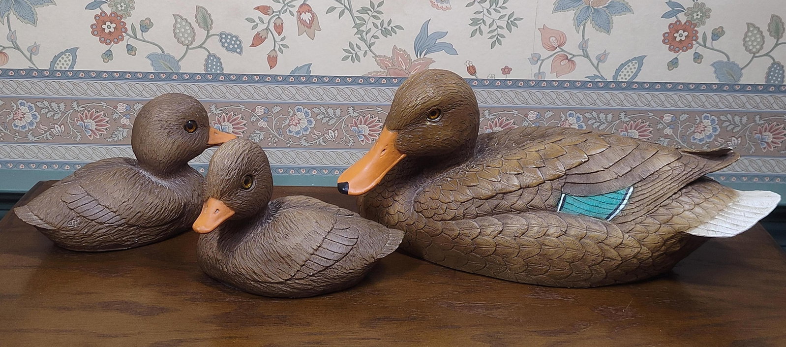 Trio of Mallard Hen & Duckling Figurines (1 of 6)