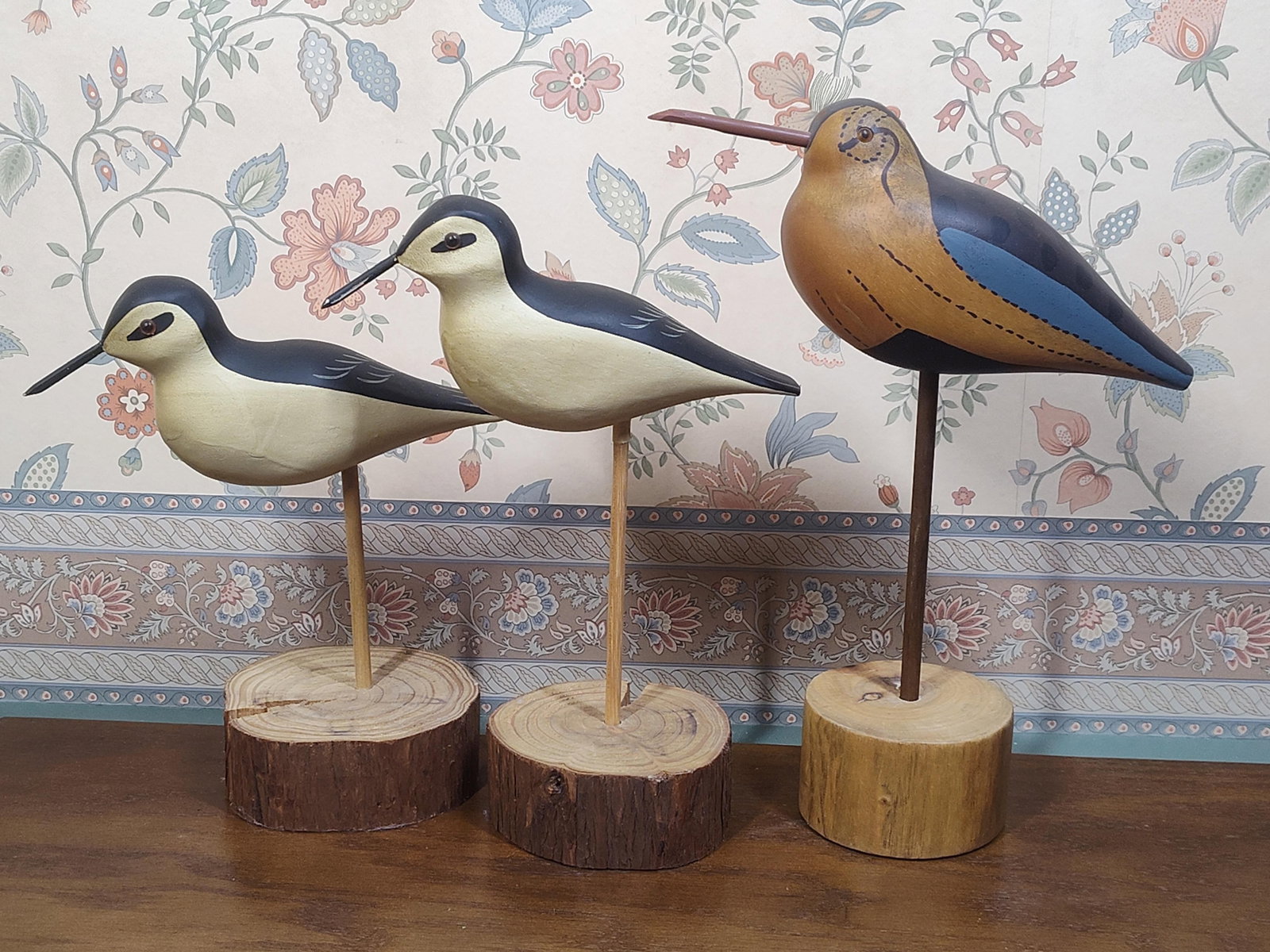 3 Richard Morgan Attributed Wood Shorebird Decoys: A trio of hand-carved and painted wooden shorebird decoys in the American folk art tradition, attributed to Richard Morgan based on visual style and market consensus. The group includes two smaller sh