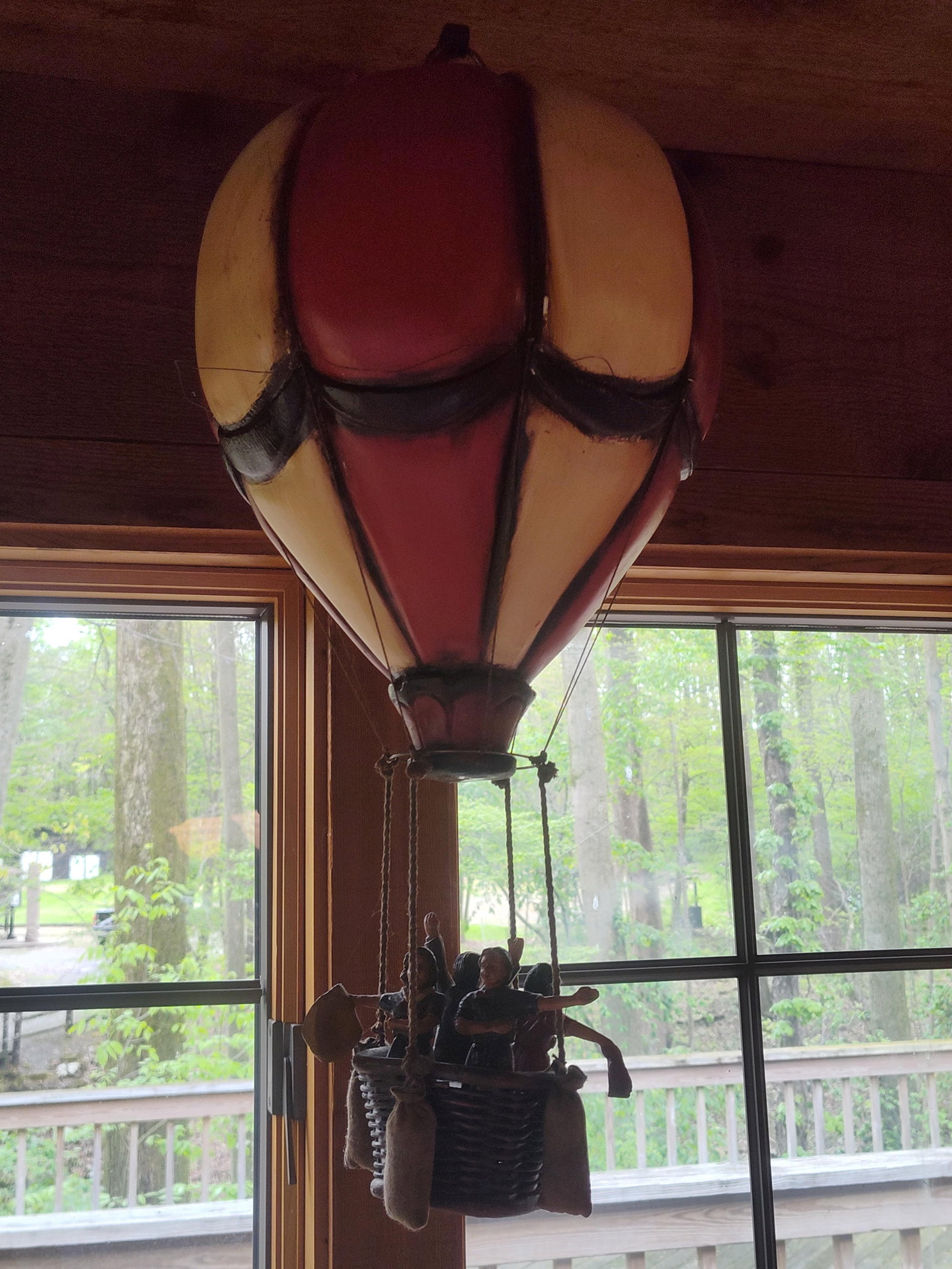 Repro-Crafters Hot Air Balloon, Attr. Agohob, 1995: Repro-Crafters decorative hanging hot air balloon model, produced in 1995. The item features a molded and hand-painted envelope with alternating red and cream-colored vertical panels, detailed with