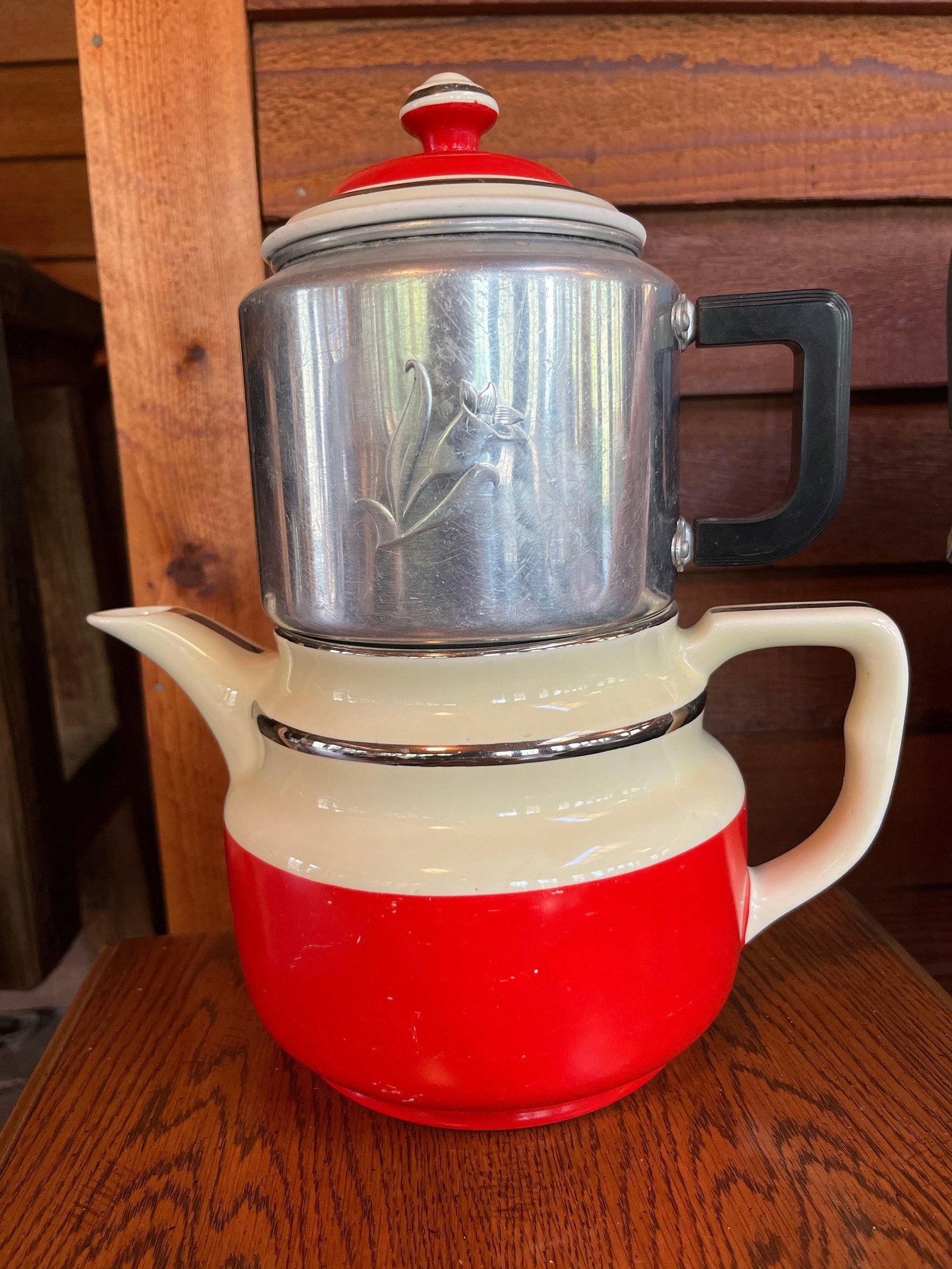 Enterprise Aluminum Co. Drip-O-lator Coffee Pot: An authentic mid-century Drip-O-lator coffee maker manufactured by The Enterprise Aluminum Company of Massillon, Ohio. This two-piece assembly consists of a glazed earthenware lower pot and a