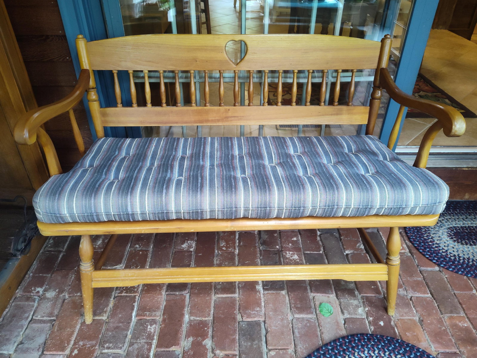 American Colonial Revival Spindle Deacon's Bench (1 of 3)