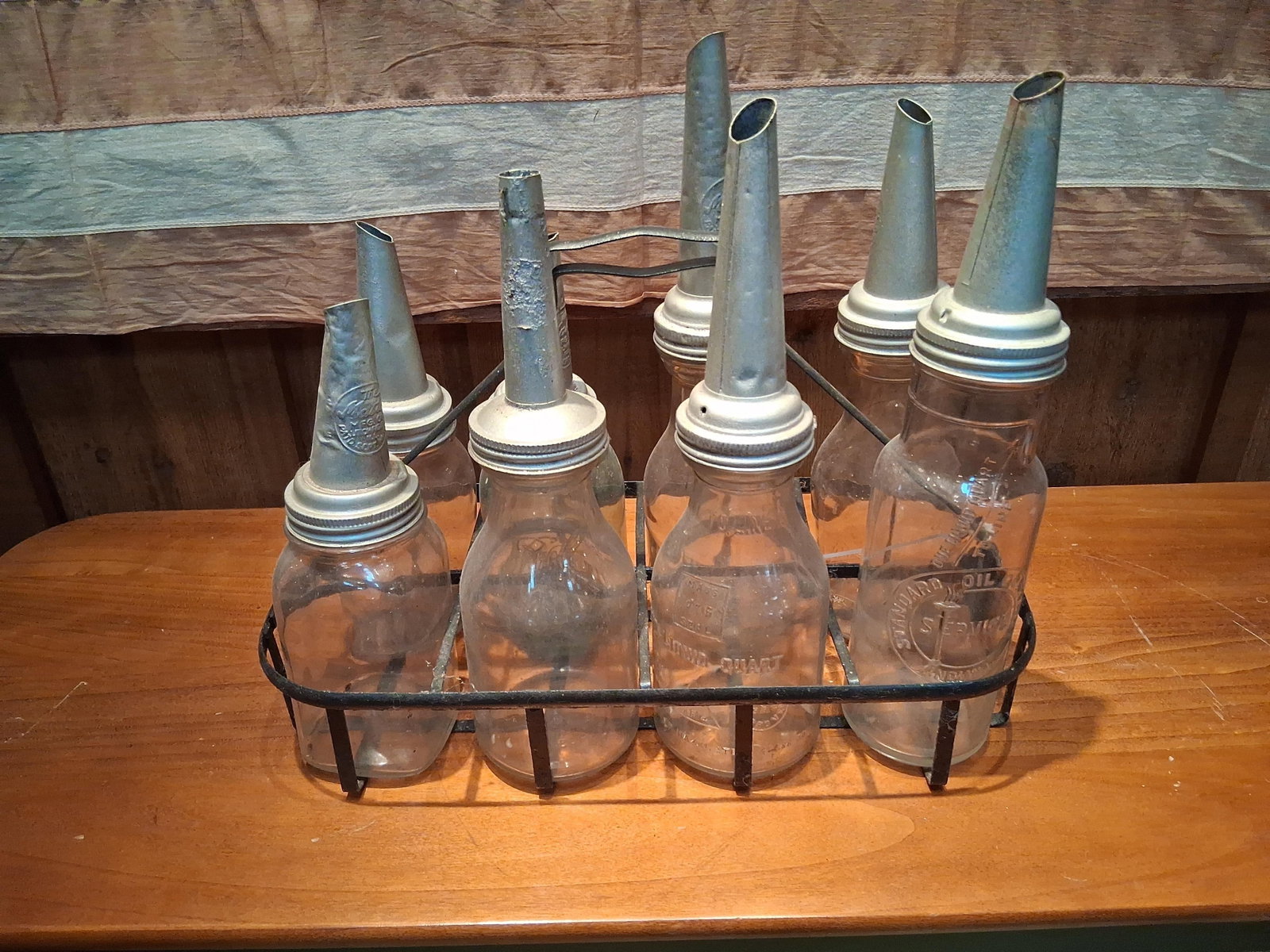 Set 8 Master Motor Oil Bottles w/ Spouts & Carrier (1 of 7)