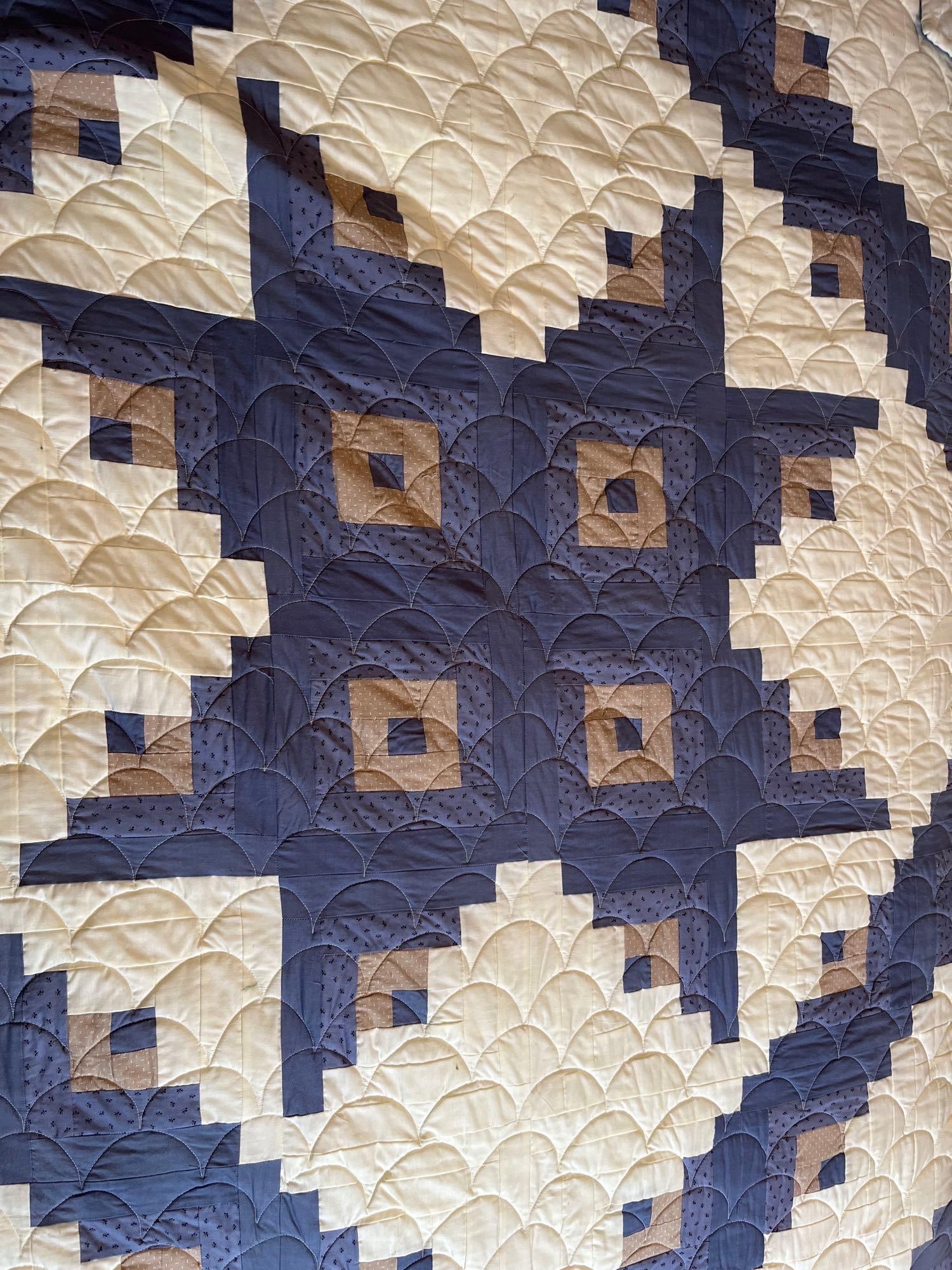 American Cotton Log Cabin Barn Raising Quilt (1 of 4)