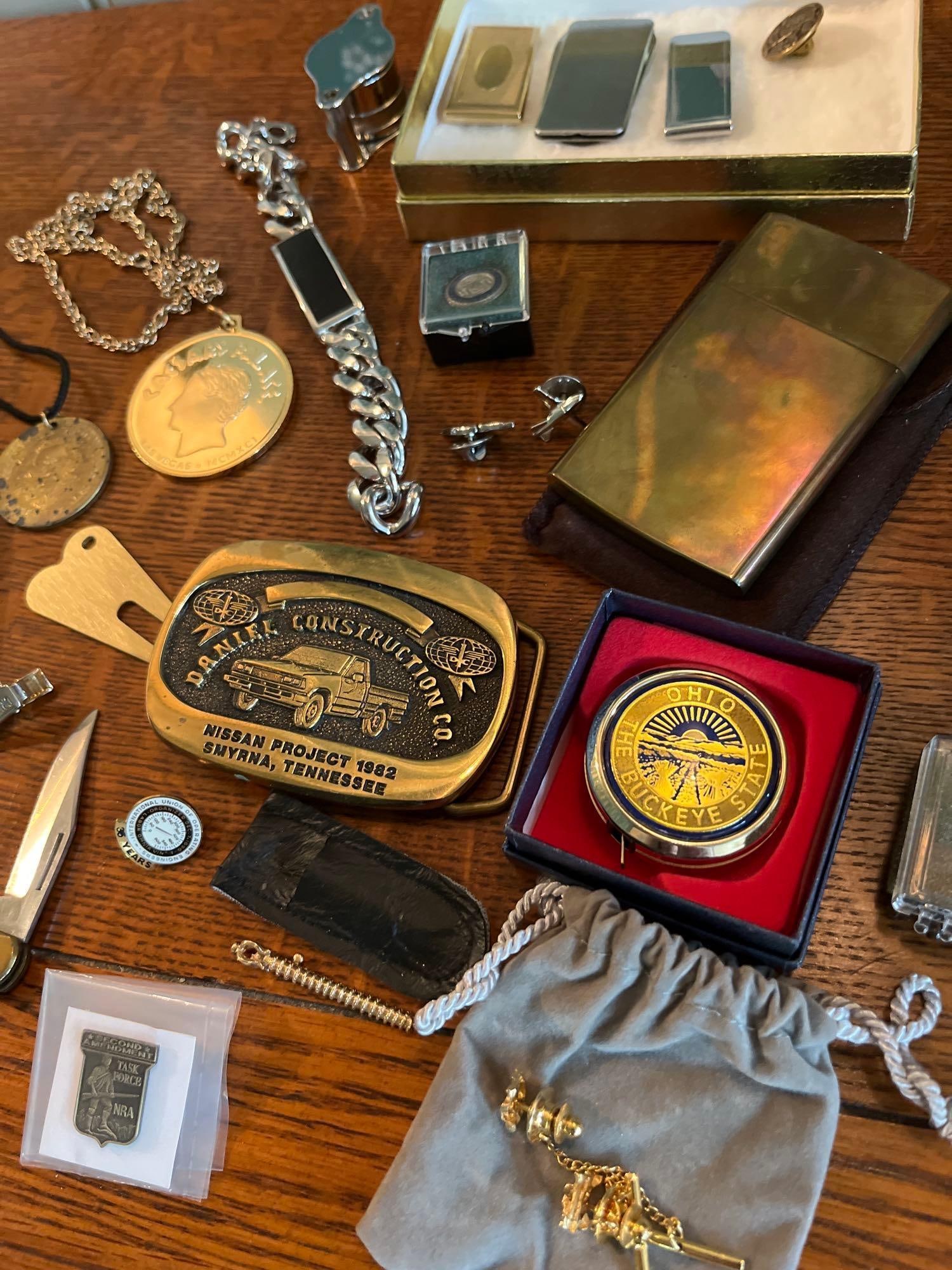 Men's Commemorative Accessories & Fraternal Pins: This lot consists of an assortment of men's personal accessories, fraternal and union memorabilia, and commemorative items primarily from the late 20th century. Fraternal and professional items
