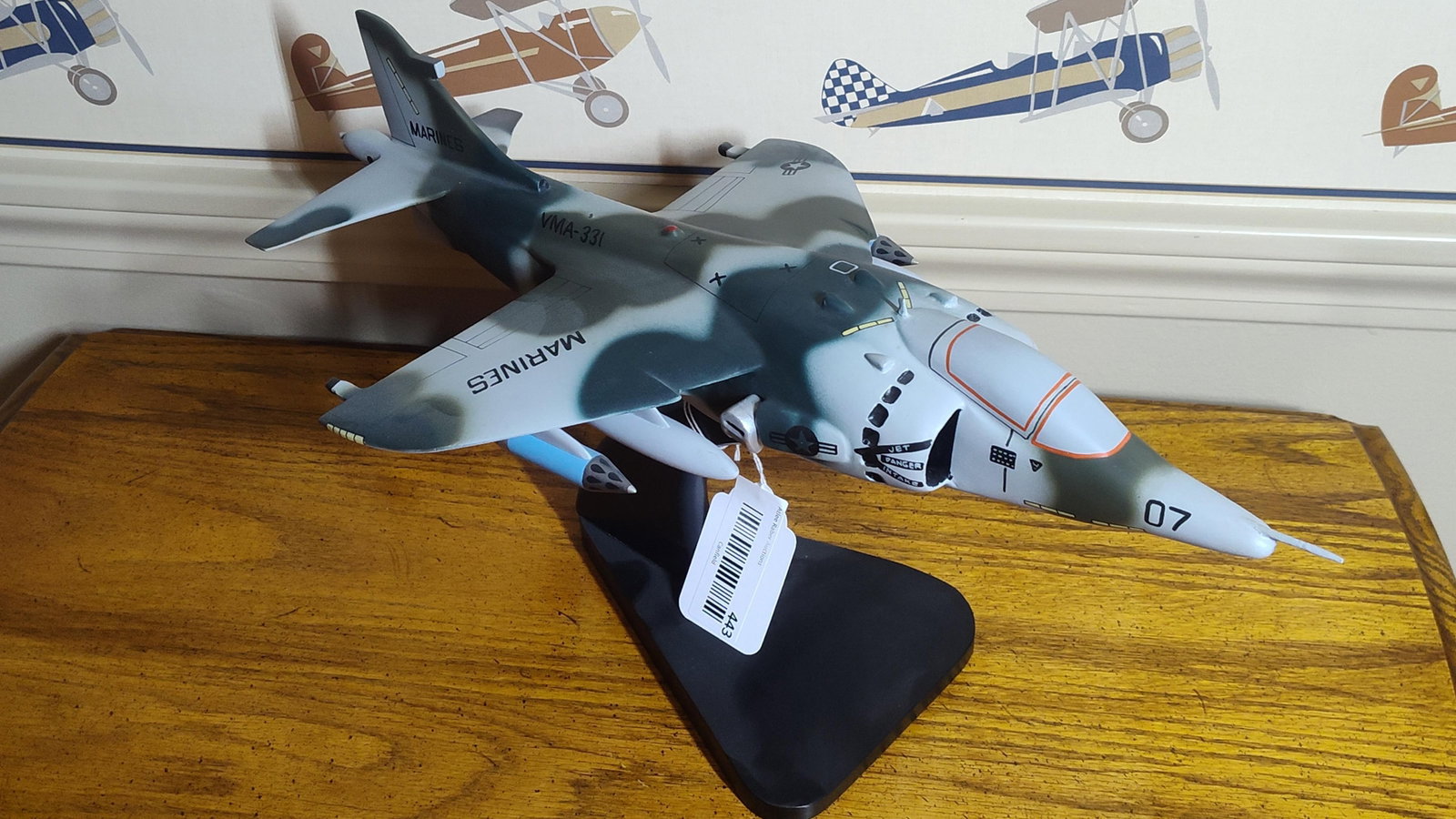 AV-8B Harrier II USMC VMA-331 Bumblebees Model (1 of 3)