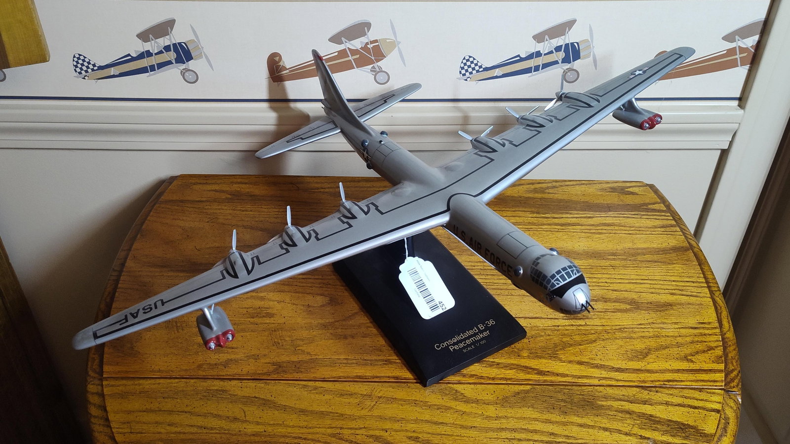 Scalecraft Consolidated B-36 Peacemaker Model (1 of 4)
