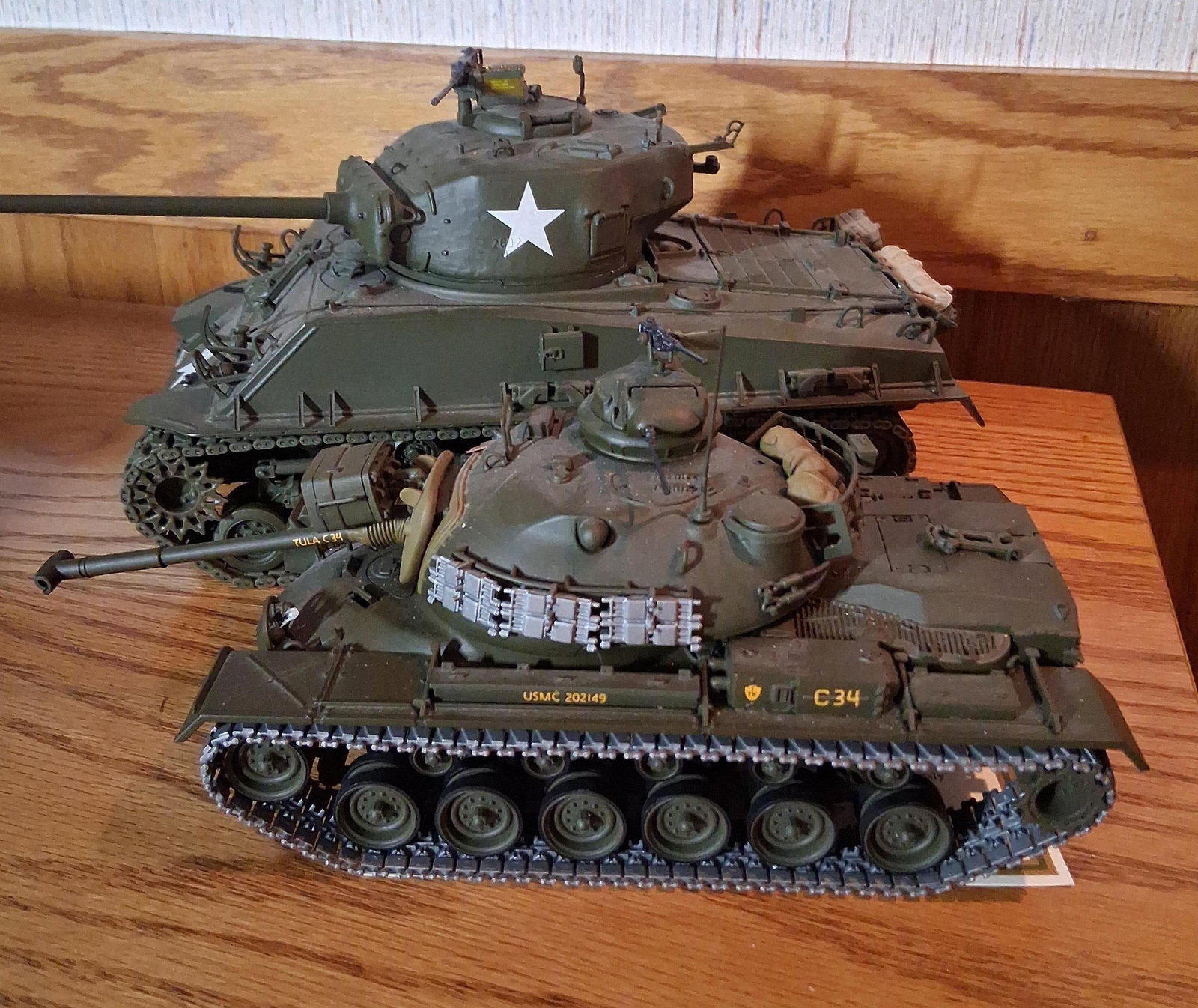 Danbury Patton & Franklin Sherman Die-Cast Tanks (1 of 6)
