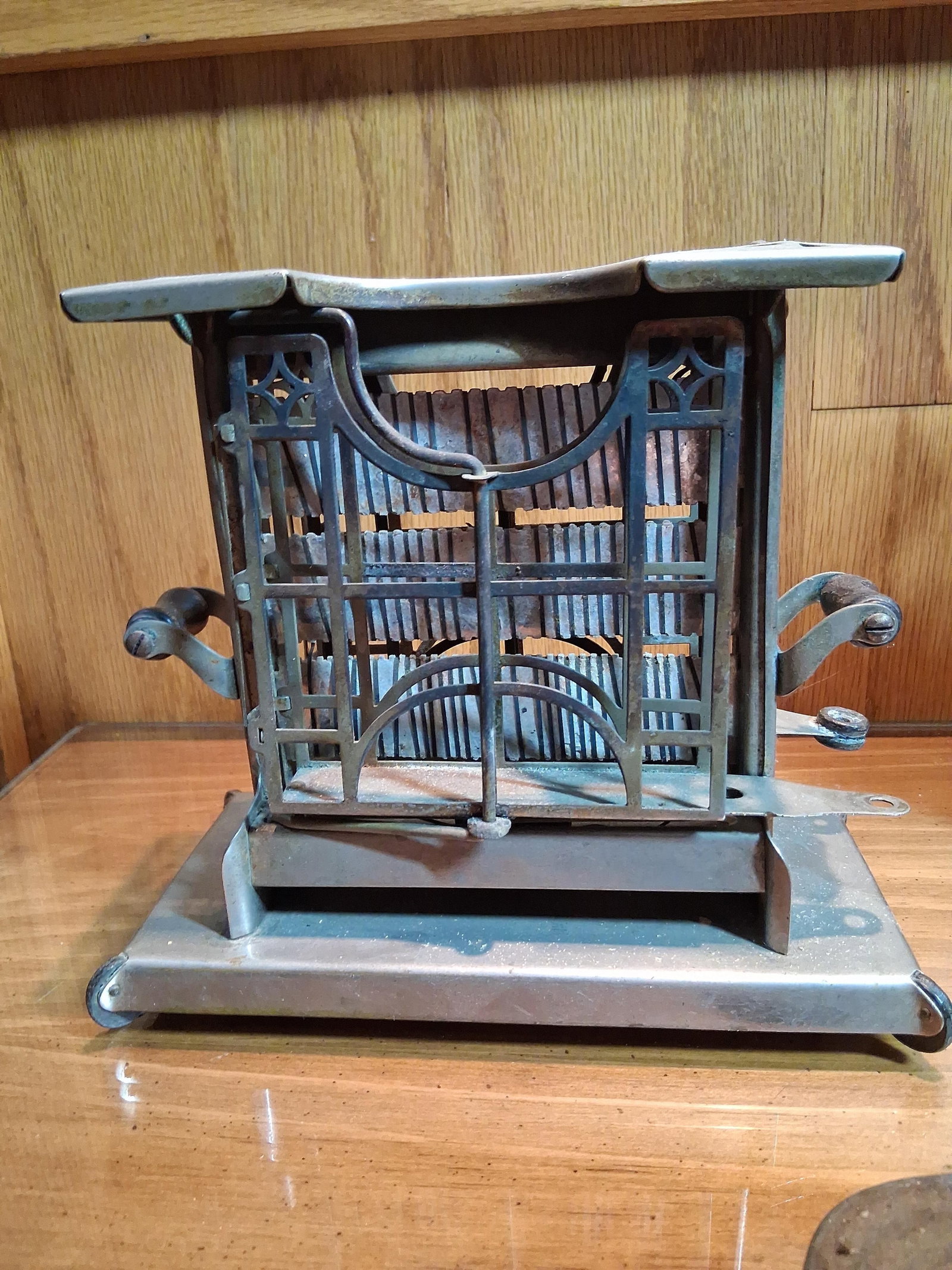 Universal & Simplex Antique Toasters, Set 3 - 2