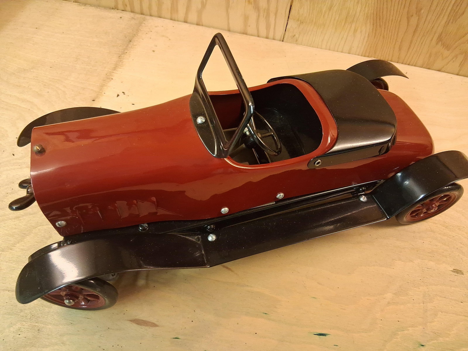 Structo Bearcat Roadster Clockwork Toy Car - 2