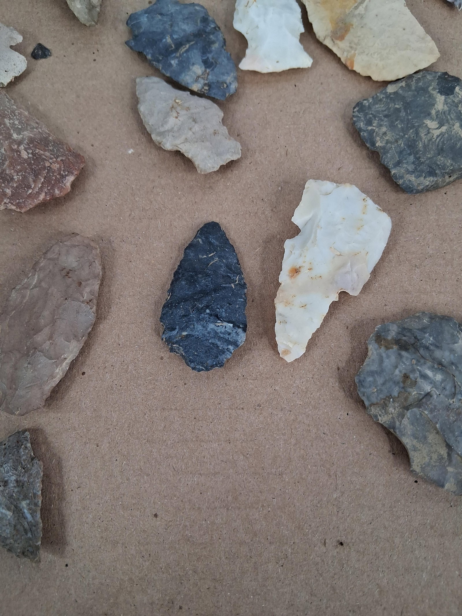 Indigenous North American Prehistoric Lithic Set - 3