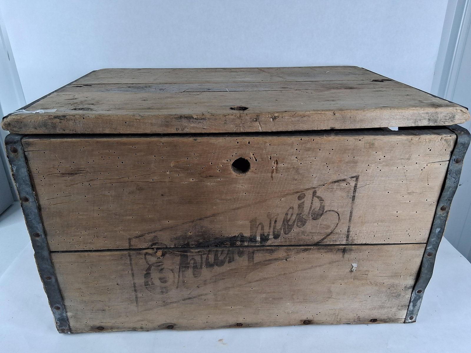 Dostal Brothers Edelweiss Beer Wooden Crate w/ Lid (1 of 7)