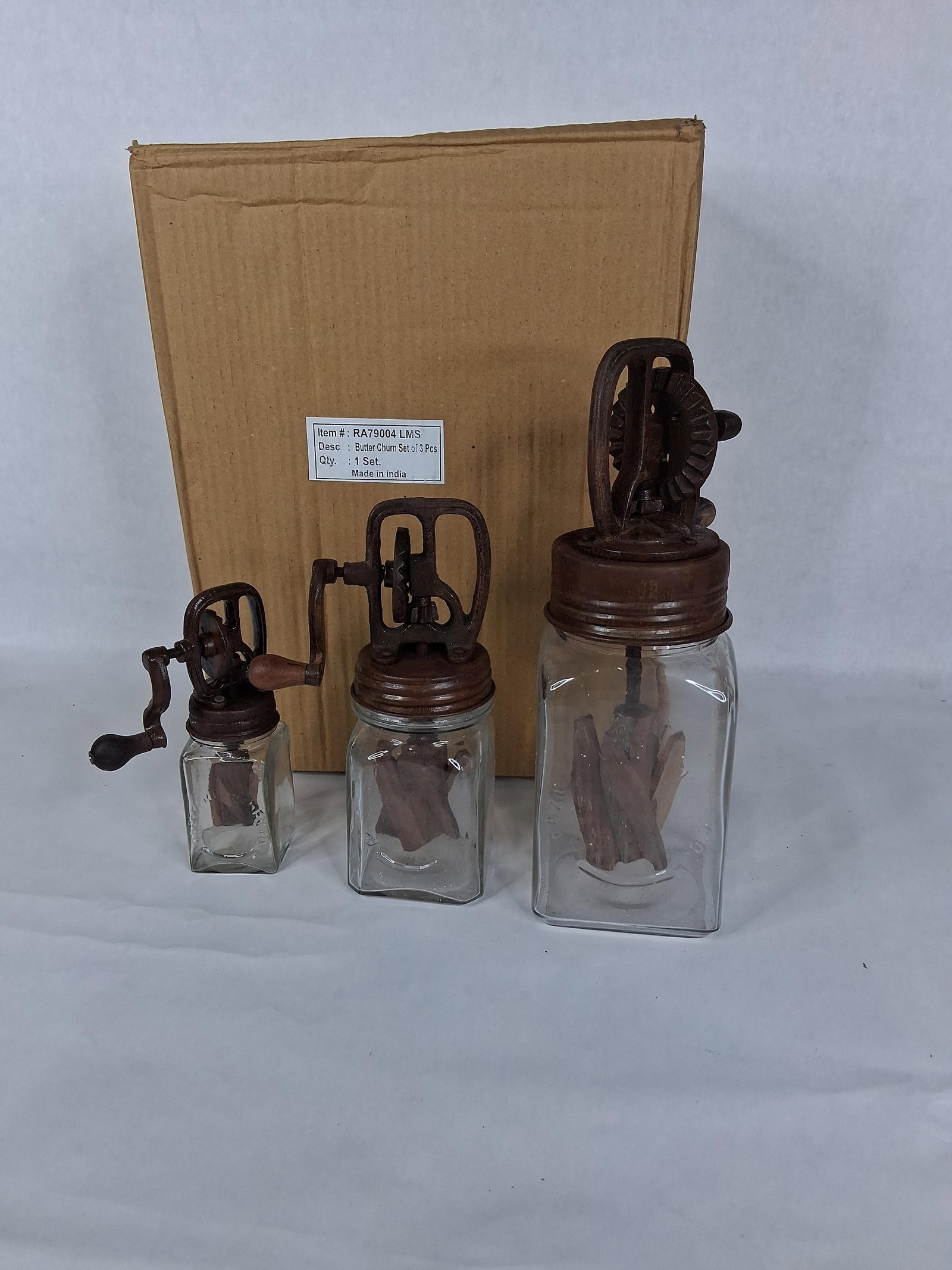 Set 3 Dazey Style Glass Butter Churn Reproductions (1 of 10)