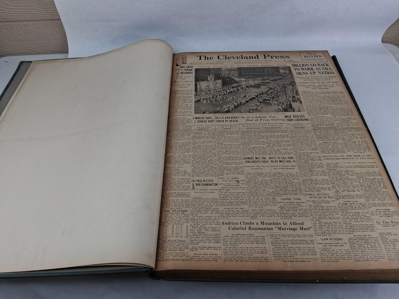 Cleveland Press, Bound Volume, August 1933 (1 of 19)