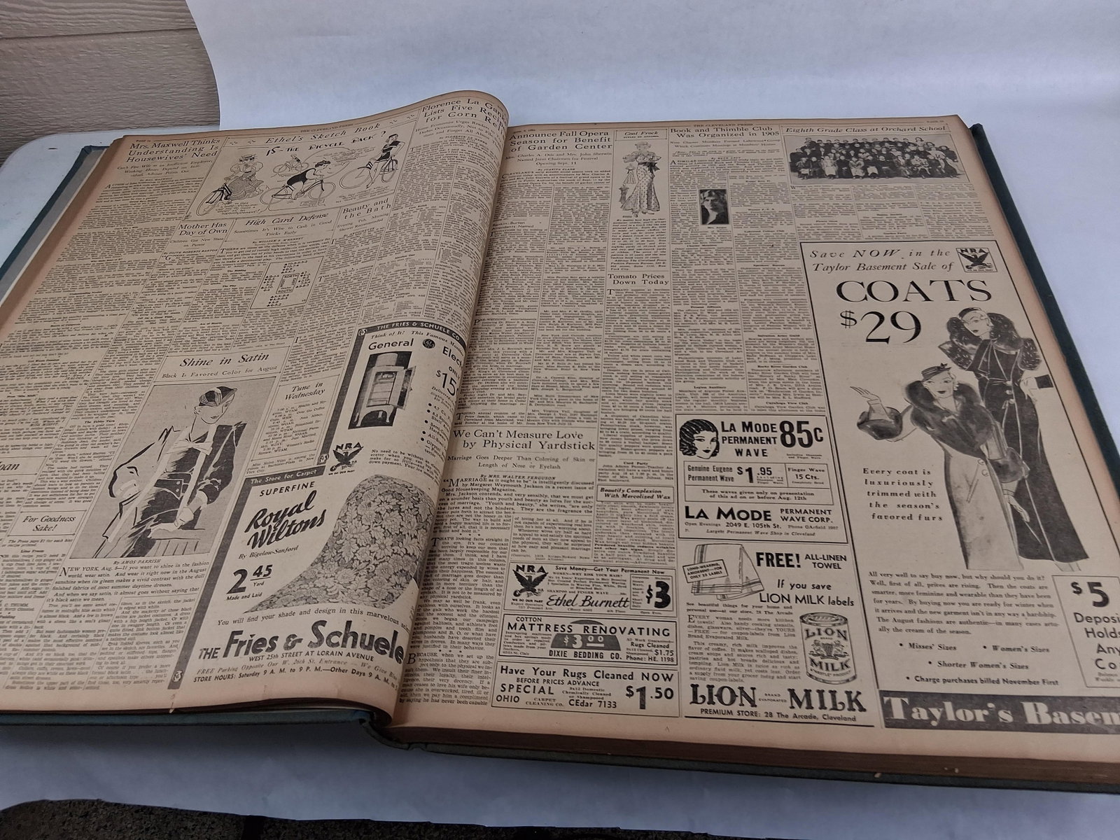 Cleveland Press, Bound Volume, August 1933 - 7