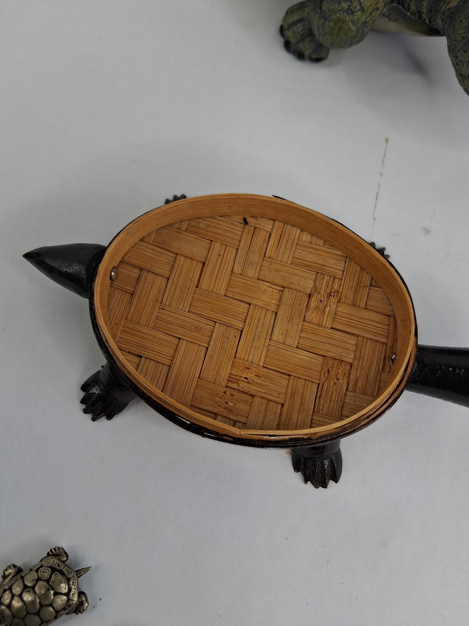 Treasure Craft & Turtle-Themed Assortment - 13