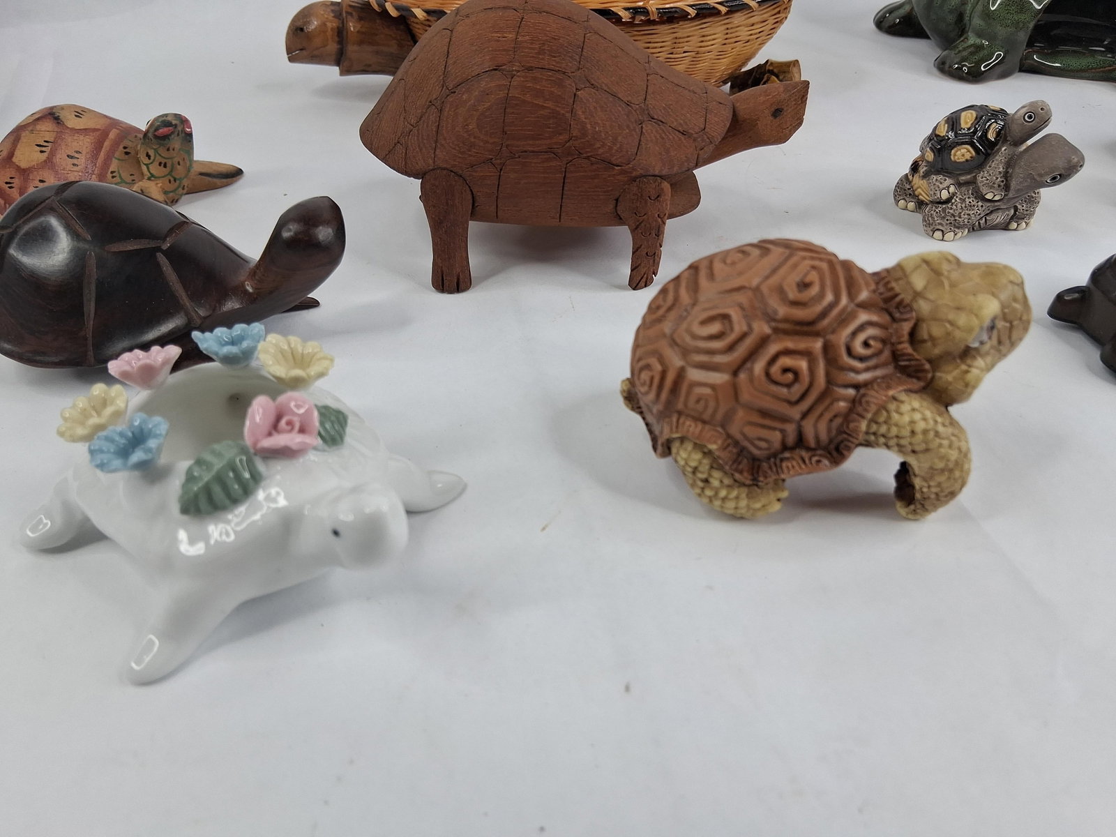 Set 10 Turtle Figurines & Objects - 2