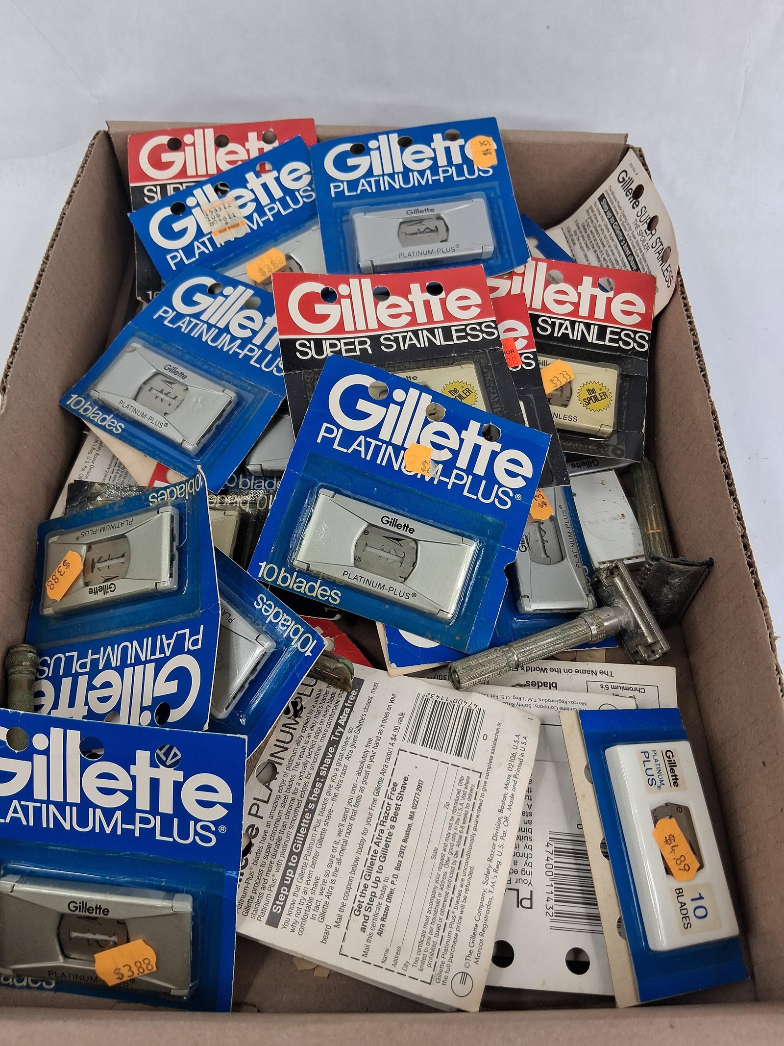 Gillette Safety Razors & New Old Stock Blades (1 of 6)