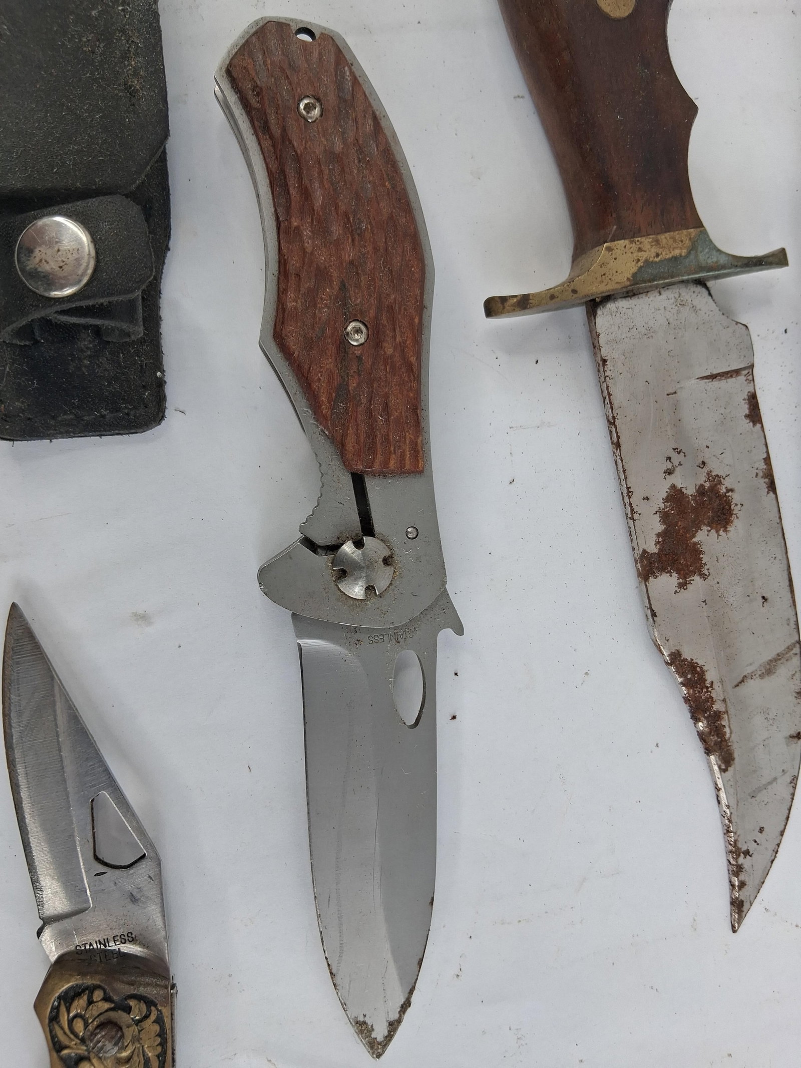 Assorted Fixed Blade & Folding Pocket Knives - 4