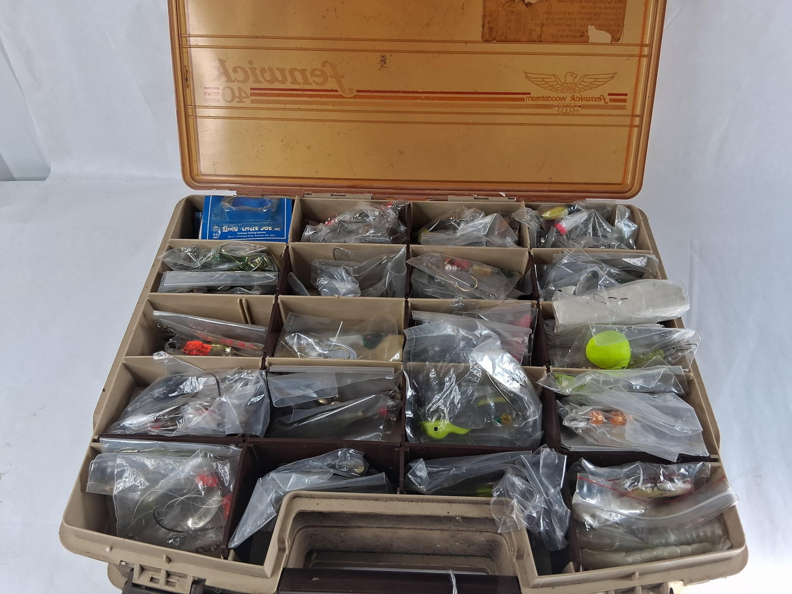 Fenwick Woodstream Tackle Box w/ Fishing Lures (1 of 14)