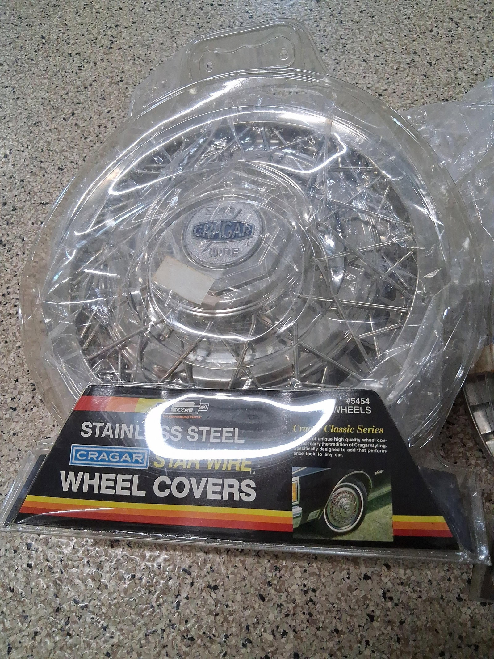Pair Cragar Star Wire Classic Wheel Covers - 2