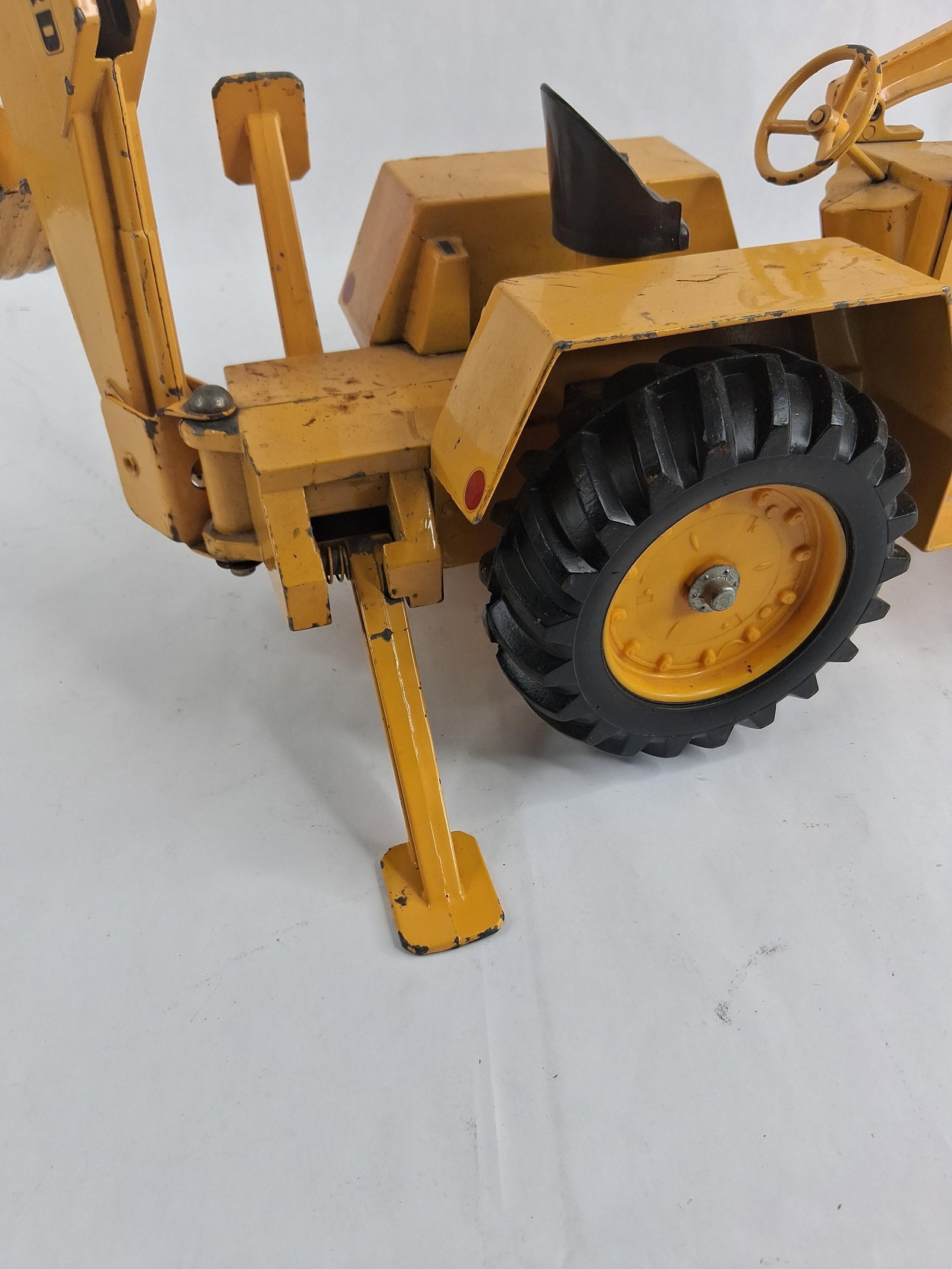 Ertl Ford 750 Backhoe Loader - 7