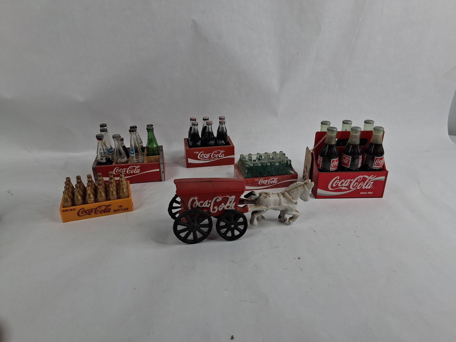 Coca-Cola Cast Iron Horse Wagon & Bottle Sets (1 of 8)