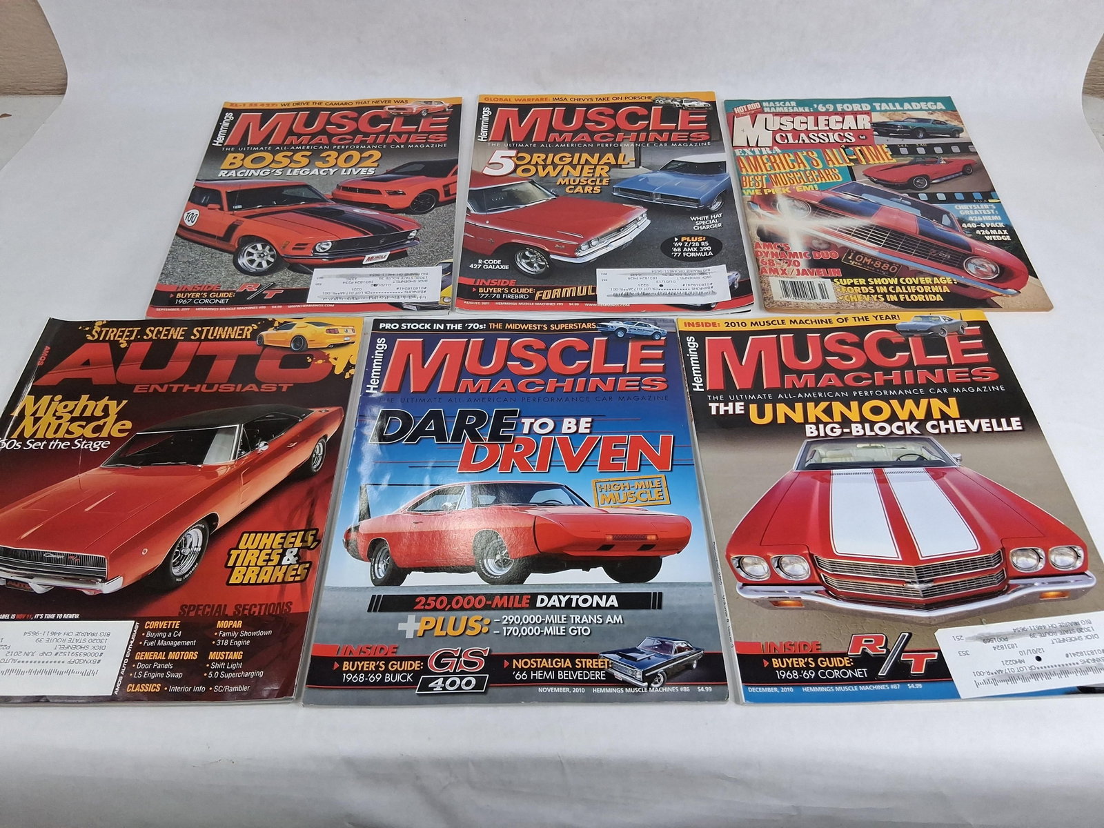 Hemmings Muscle & Auto Enthusiast Mags, 1988-2011: This group of automotive periodicals consists of several issues of Hemmings Muscle Machines, together with single issues of Musclecar Classics and Auto Enthusiast. The publications are staple-bound
