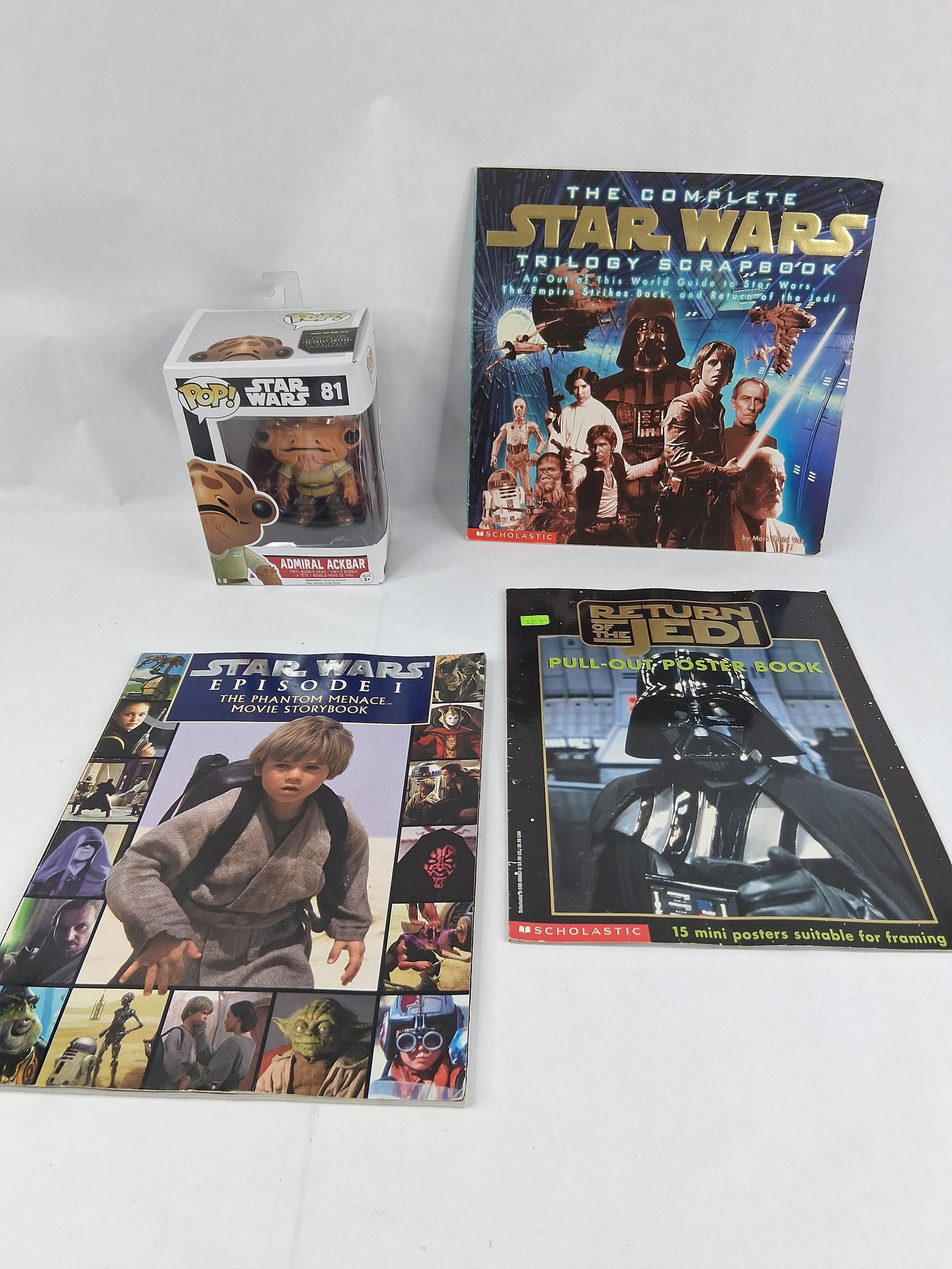 Star Wars: Admiral Ackbar Funko Pop & 3 Books (1 of 15)