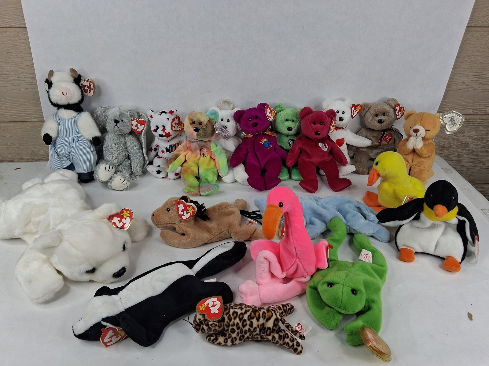 Ty Inc. Beanie Babies & Plush Toys (1 of 13)