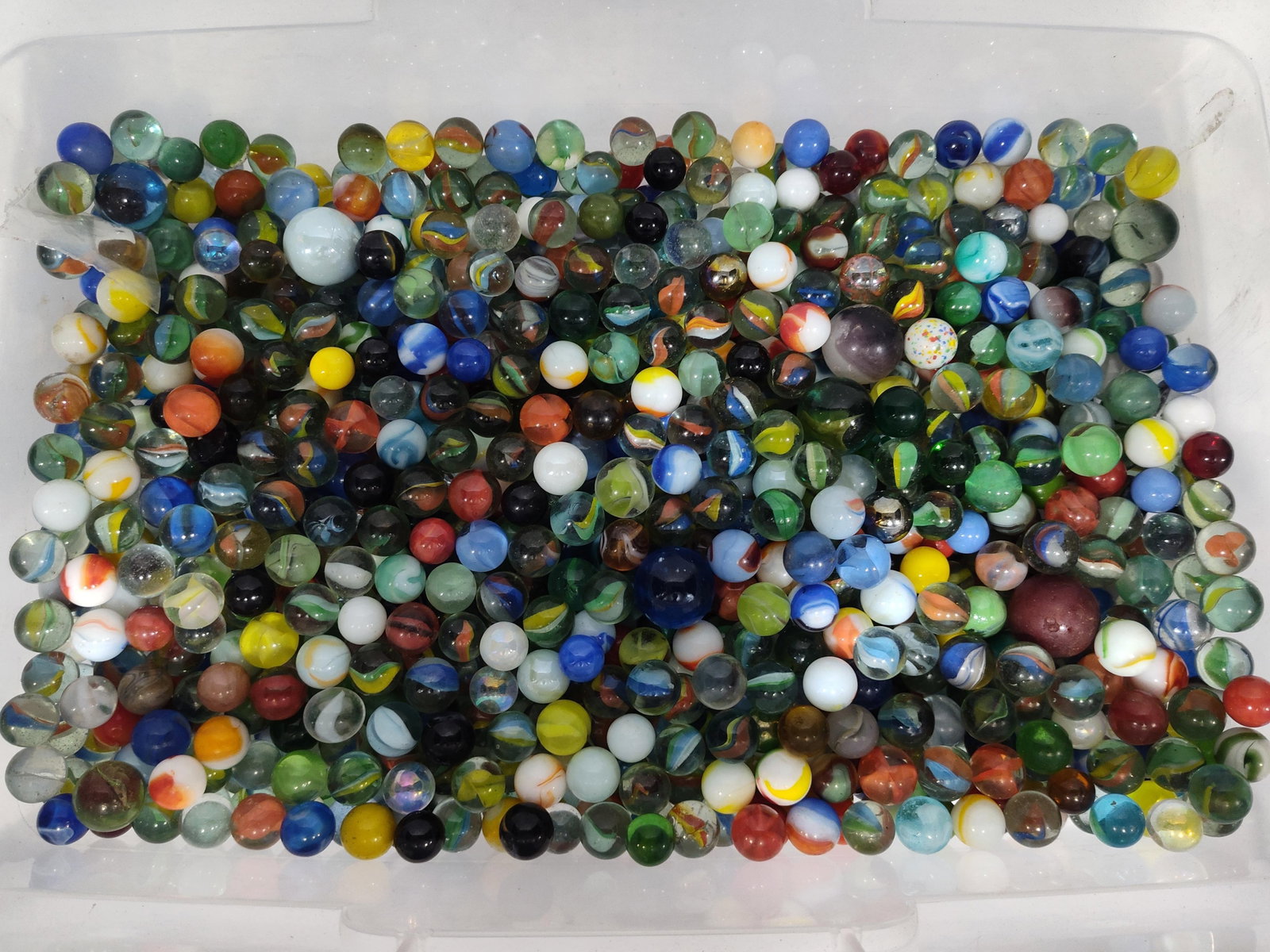 Collection of Vtg Glass Marbles (1 of 3)