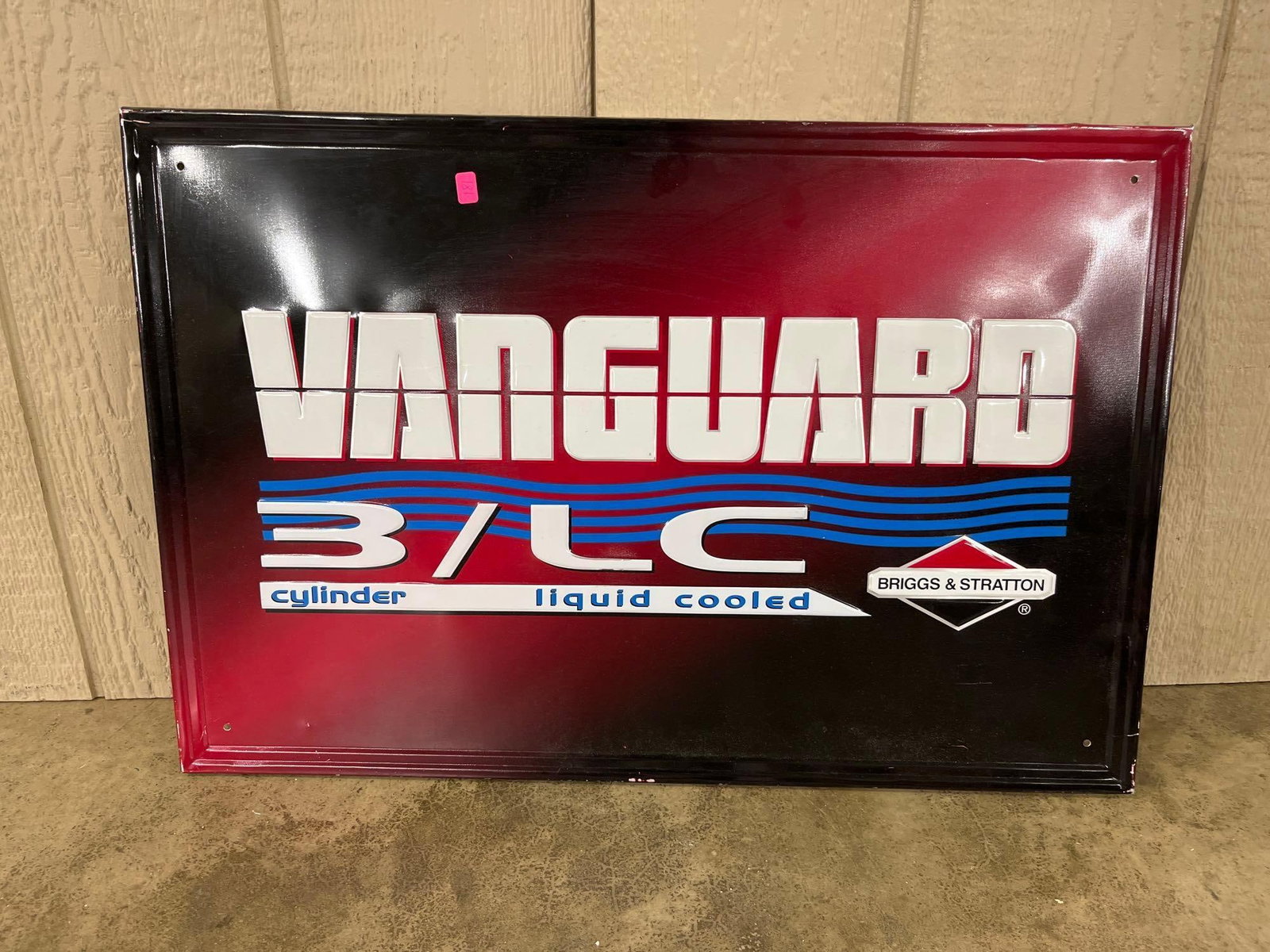 Briggs & Stratton Vanguard 3/LC Metal Sign (1 of 3)