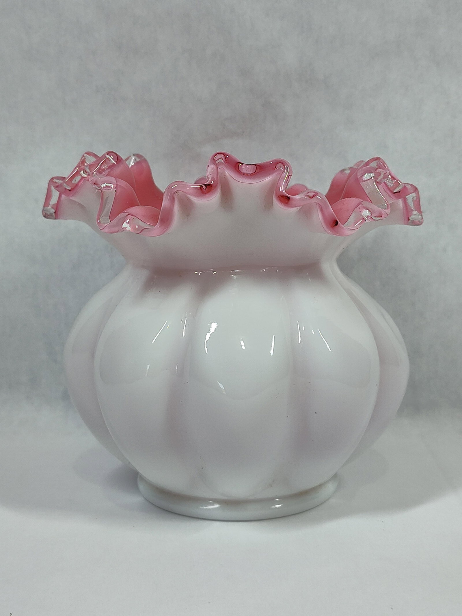 Fenton Peach Crest Pattern Cased Glass Melon Vase - 3