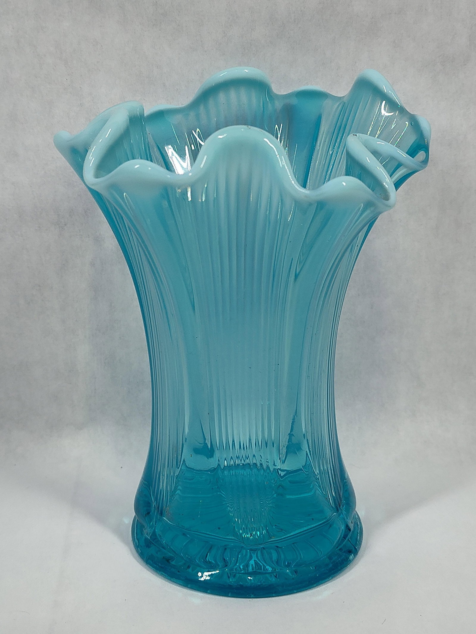 Jefferson Glass Blue Opalescent Ribbed Ruffle Vase (1 of 4)
