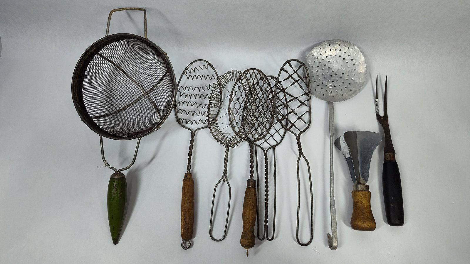 Vtg & Antique Kitchen Utensils w/ Wood & Wire (1 of 4)