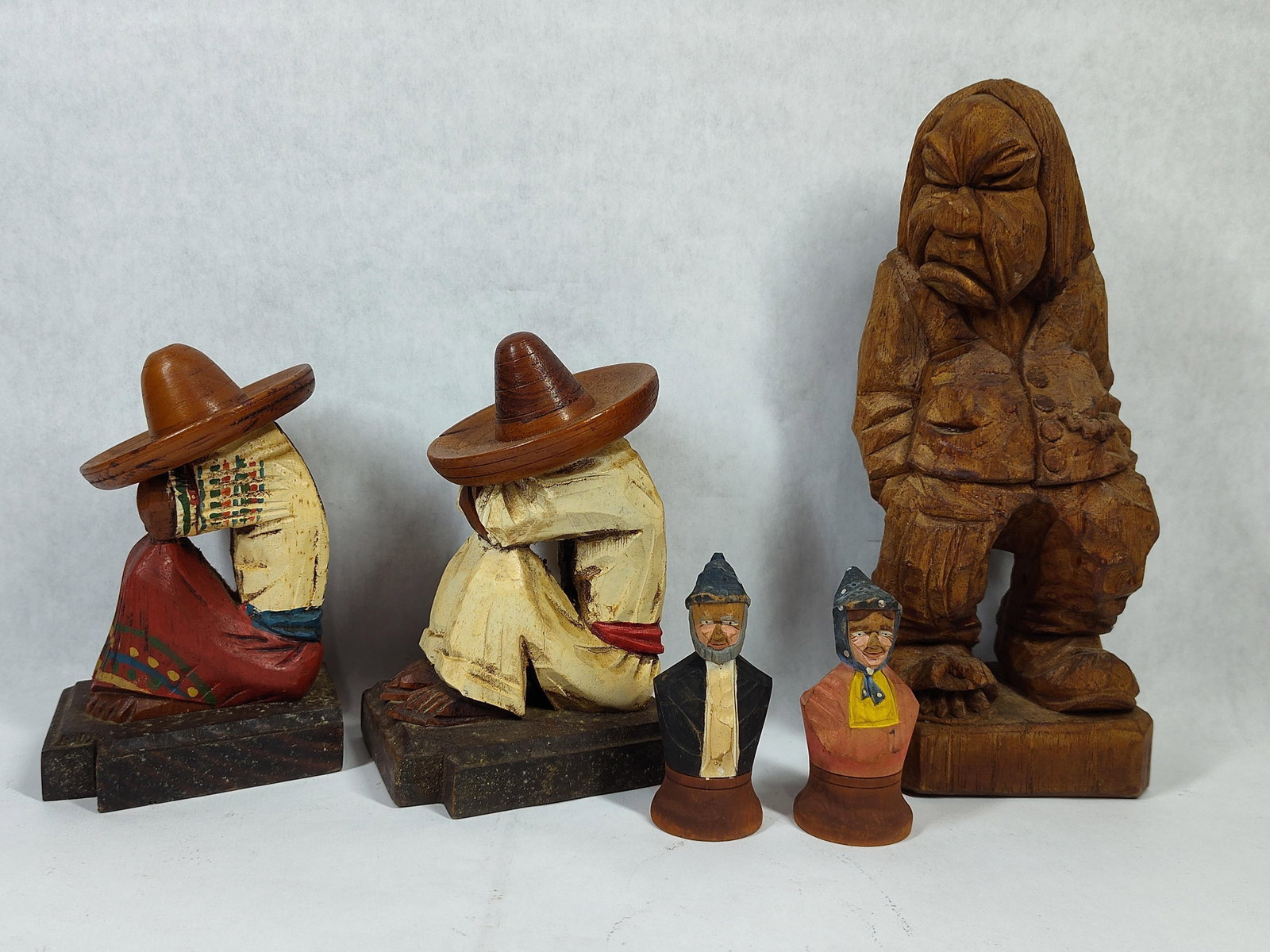 5 Vtg Folk Art Wood Carvings w/ Mexican Bookends (1 of 4)
