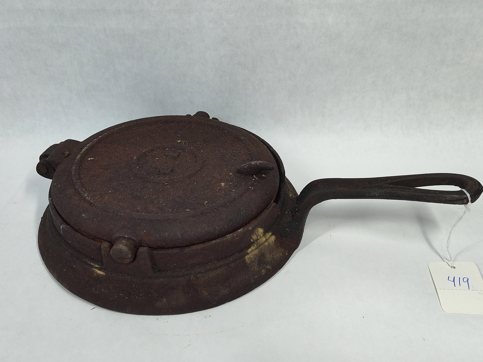 Antique Cast Iron Waffle Iron with Low Base (1 of 3)