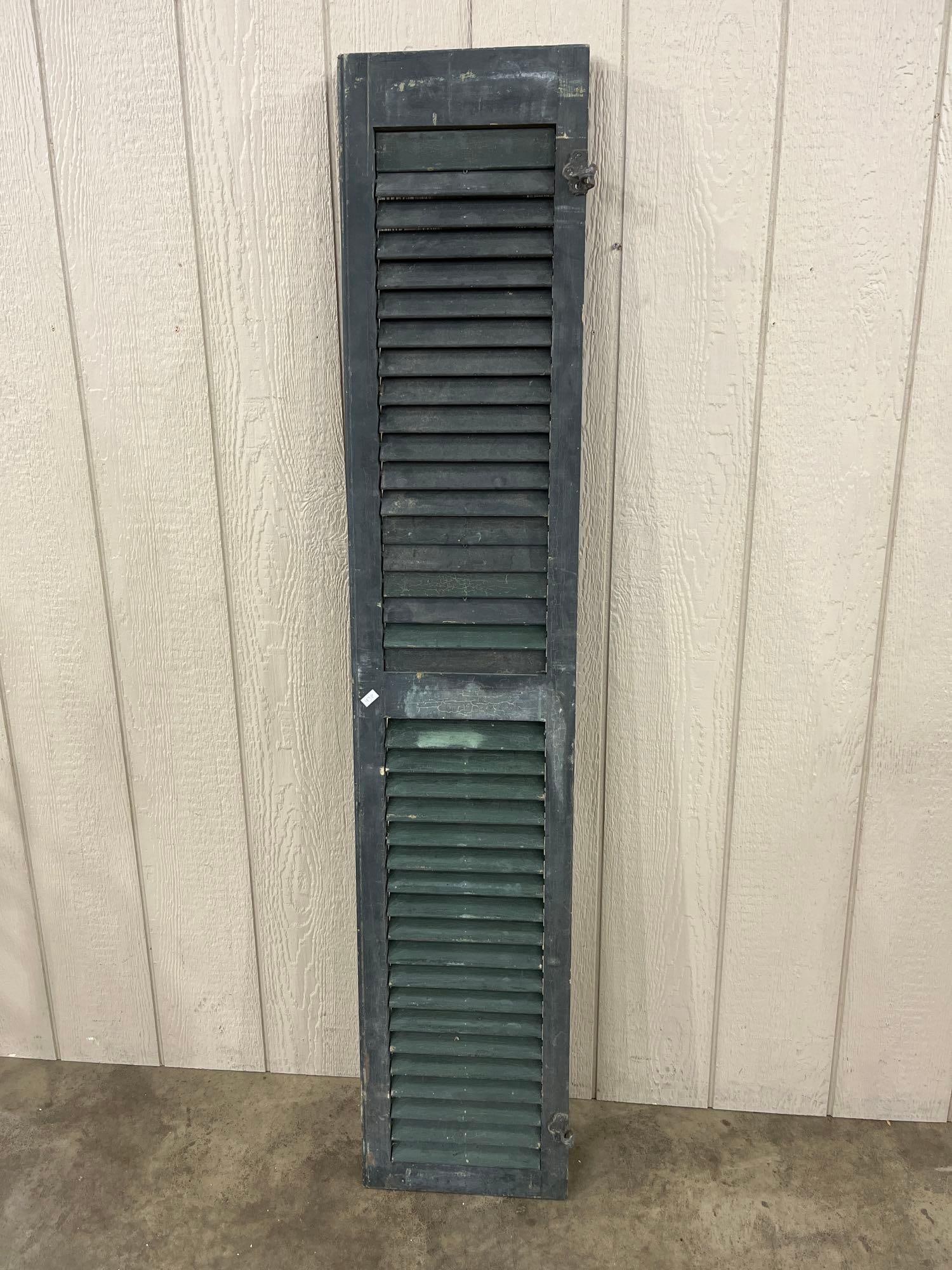 Victorian Style Louvered Wood Window Shutter (1 of 5)