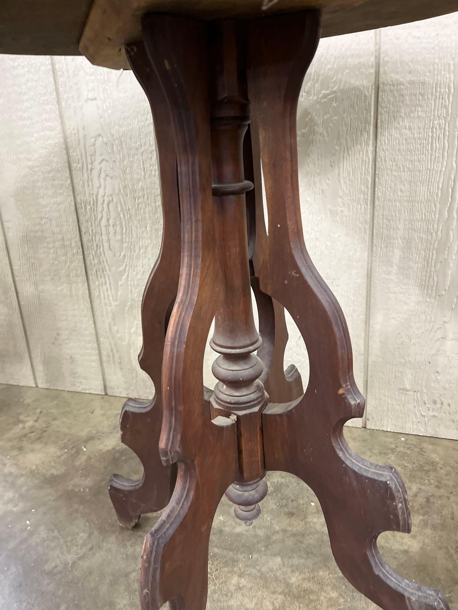 American Victorian Walnut Oval Scroll Parlor Table - 3