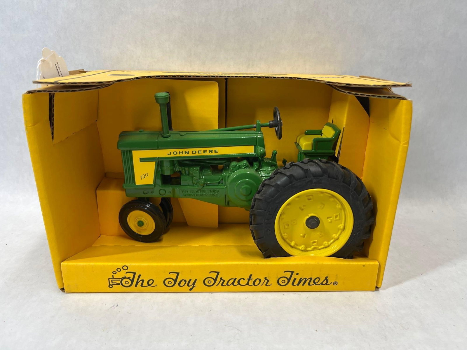 Ertl John Deere 720 1994 Anniversary Toy Tractor (1 of 5)